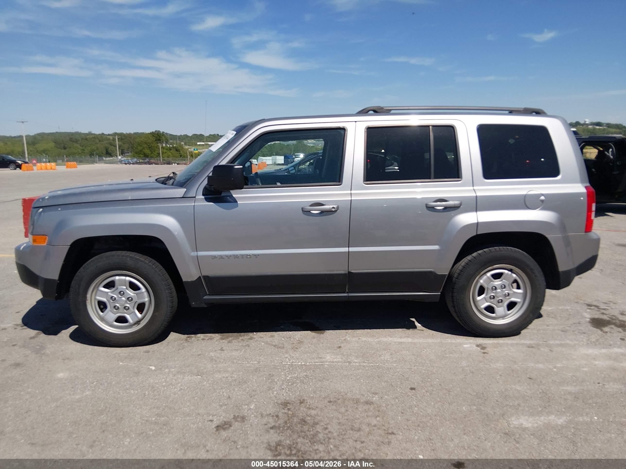 2015 Jeep Patriot Sport Серебряный vin: 1C4NJPBA3FD438272