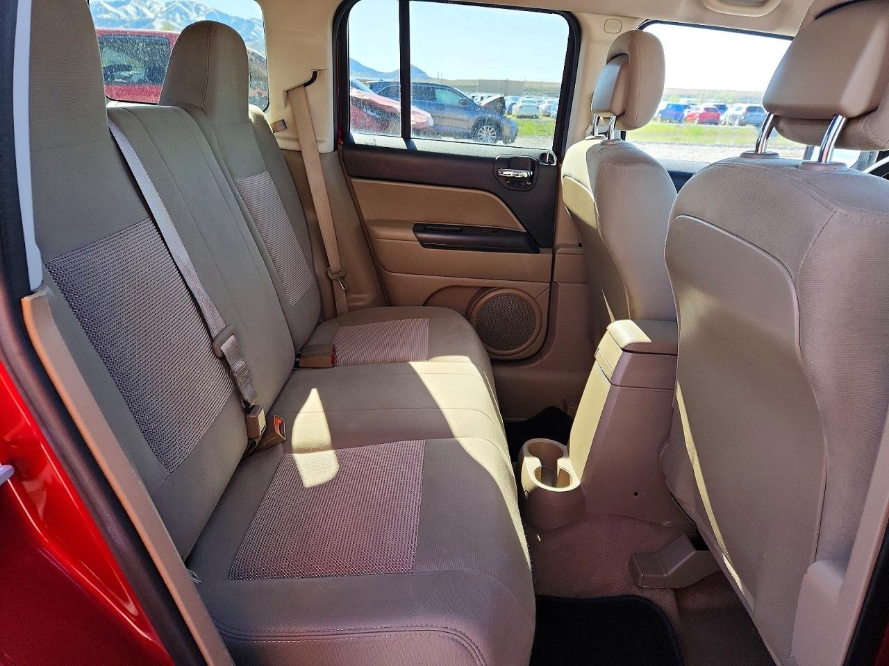 2016 Jeep Patriot Sport Maroon vin: 1C4NJPBA3GD670050