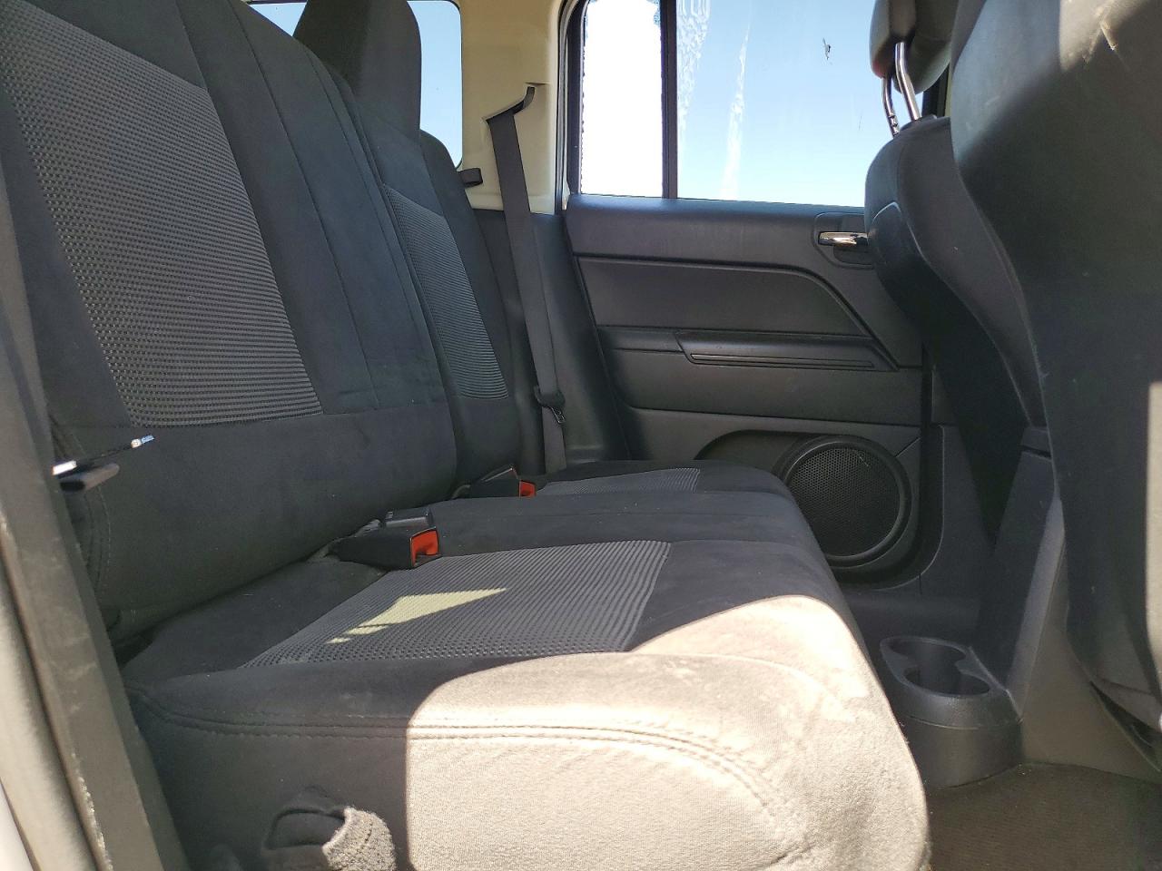 2016 Jeep Patriot Sport White vin: 1C4NJPBA3GD744003