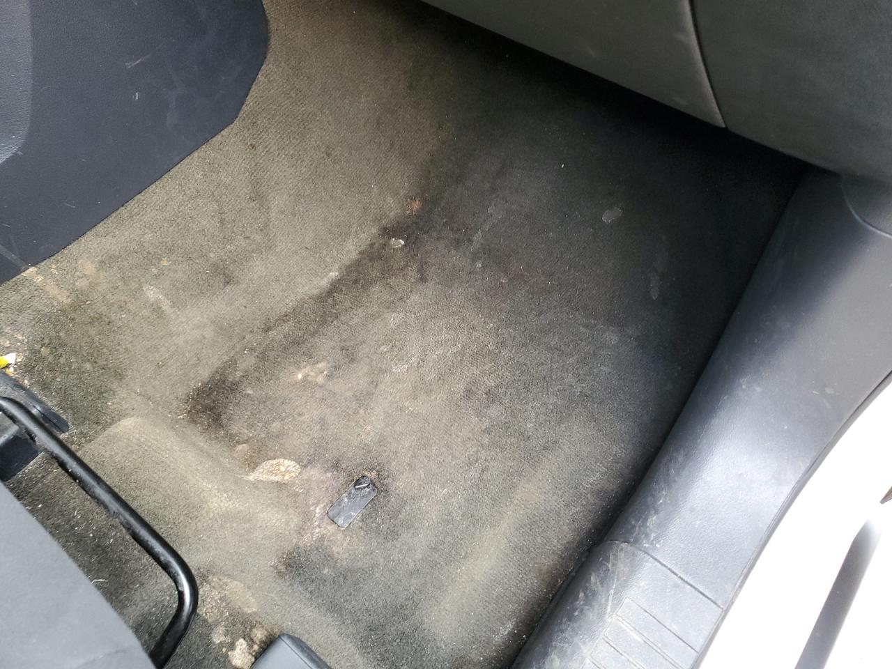 2017 Jeep Patriot Sport White vin: 1C4NJPBA3HD116279 Damage: Right Front Carpet, Stained, Permanent