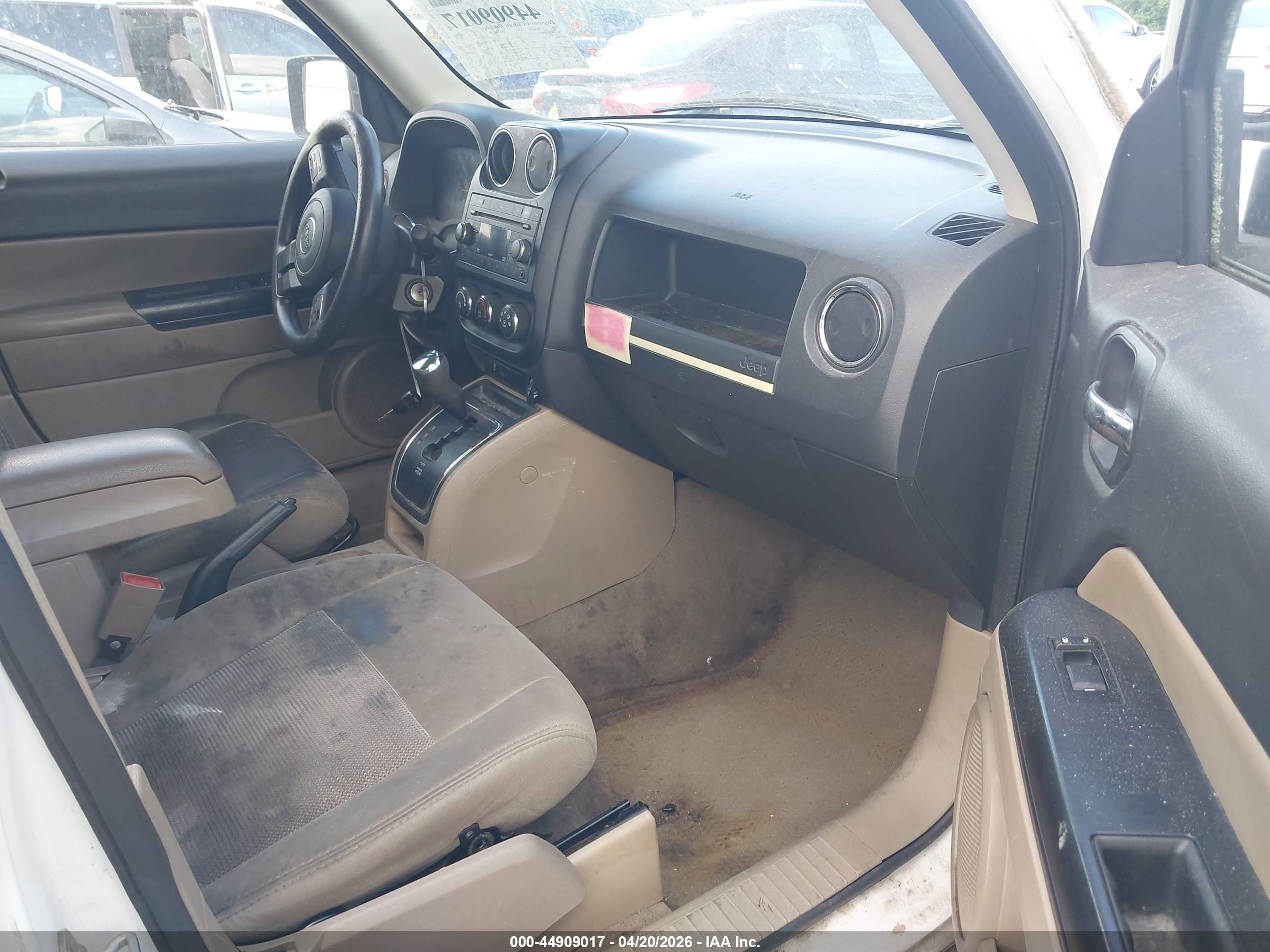 2012 Jeep Patriot Sport White vin: 1C4NJPBA4CD507367