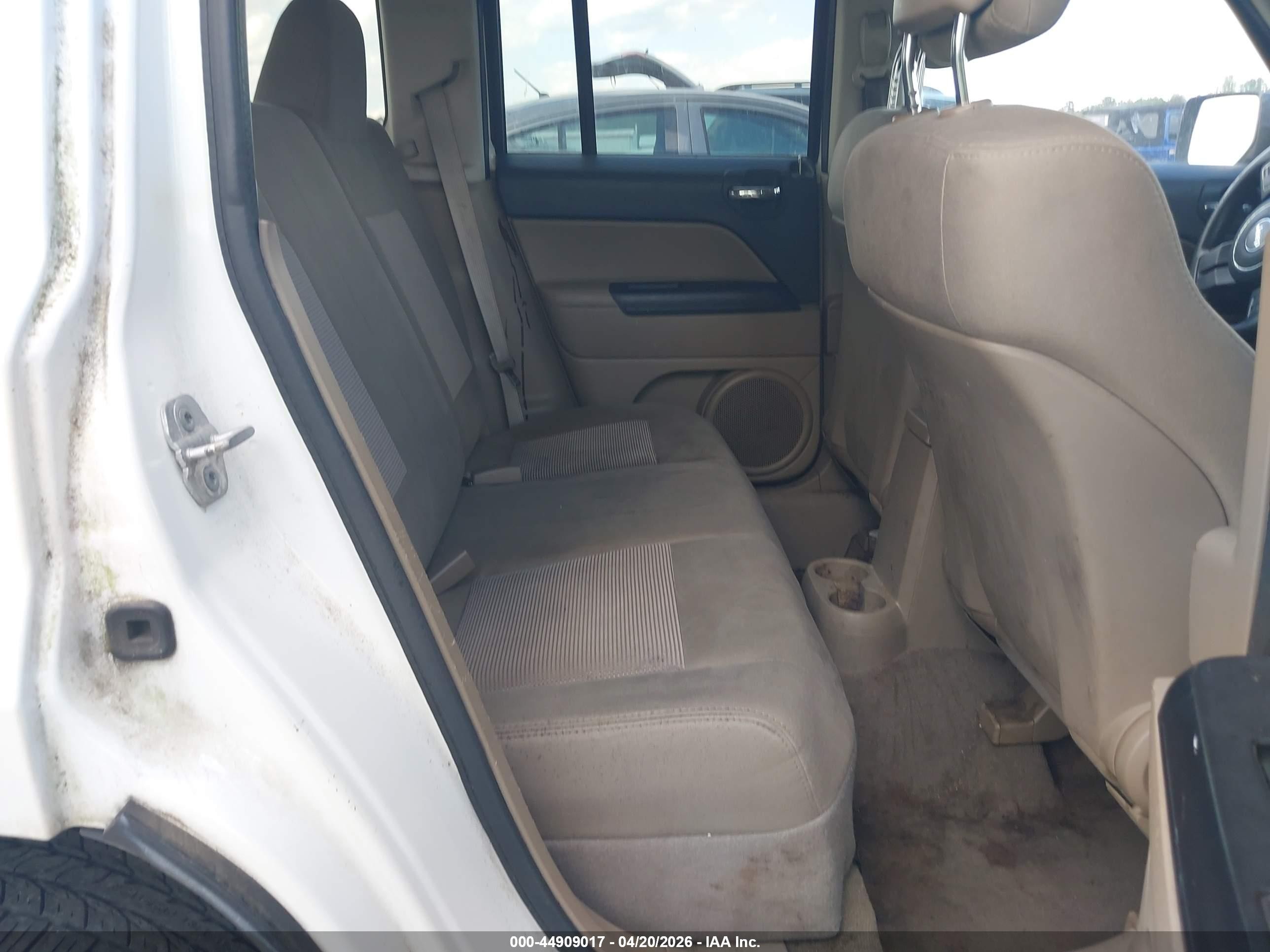 2012 Jeep Patriot Sport White vin: 1C4NJPBA4CD507367