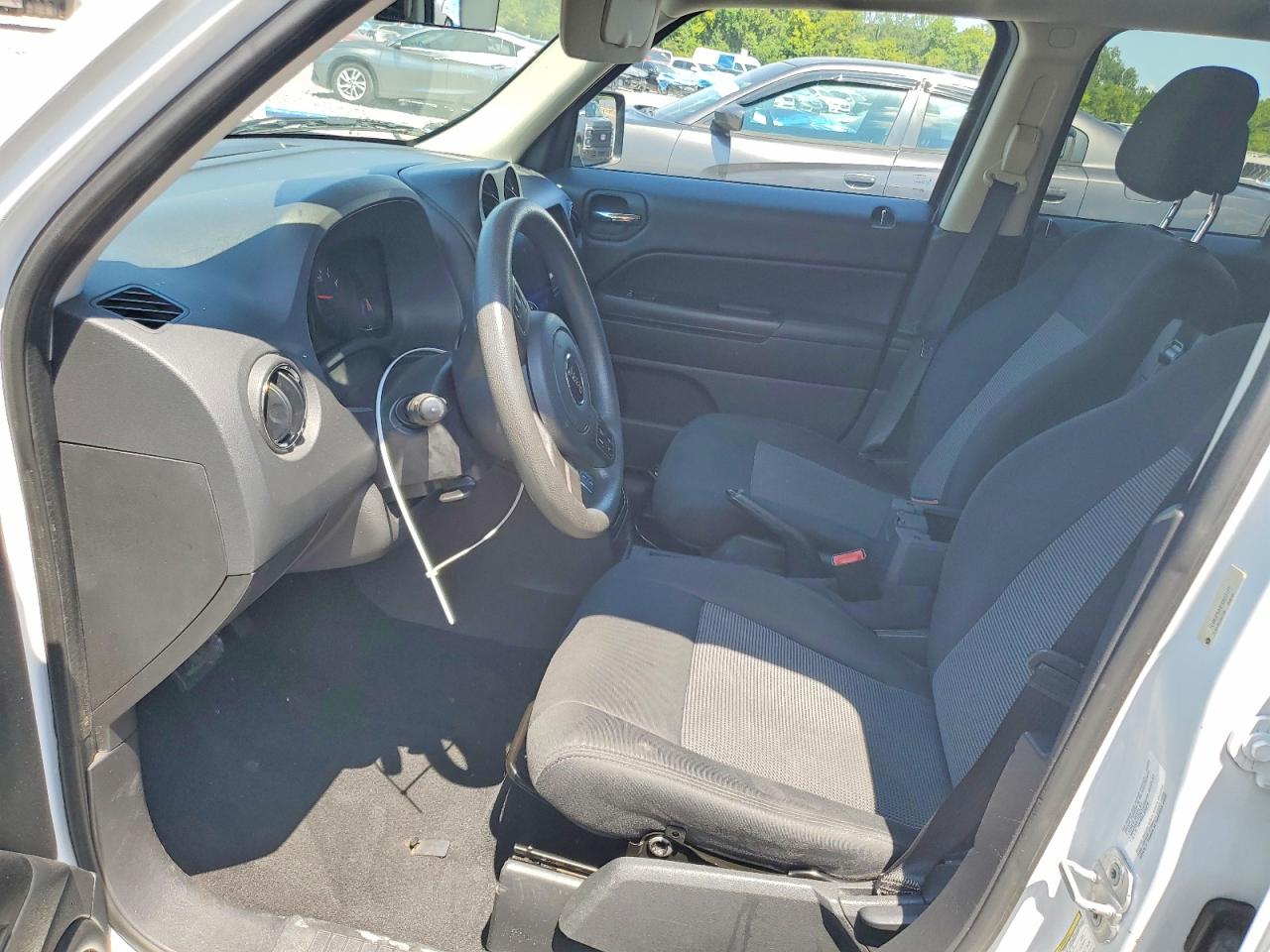 2012 Jeep Patriot Sport White vin: 1C4NJPBA4CD622177