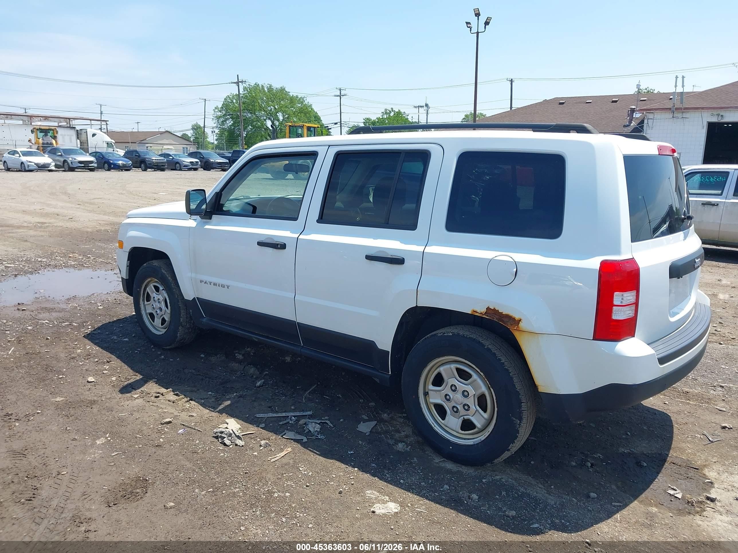 2015 Jeep Patriot Sport Белый vin: 1C4NJPBA4FD219367