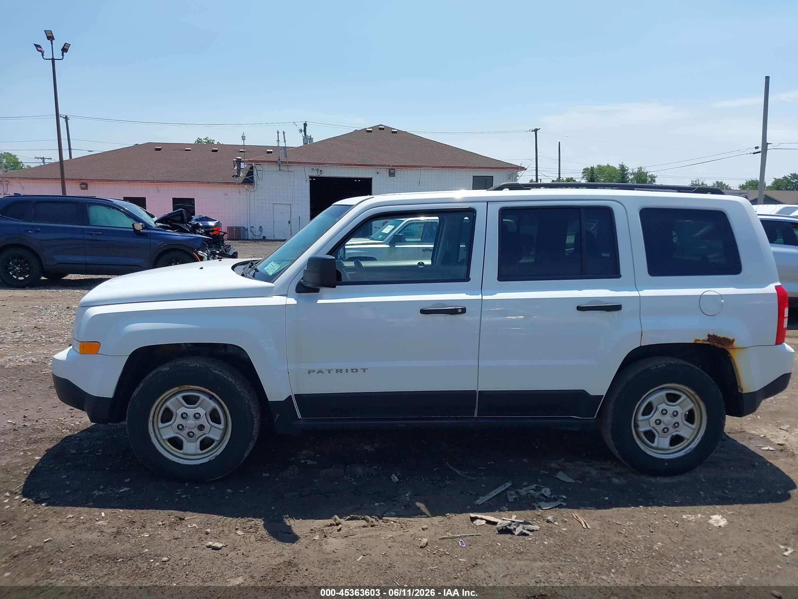 2015 Jeep Patriot Sport Белый vin: 1C4NJPBA4FD219367