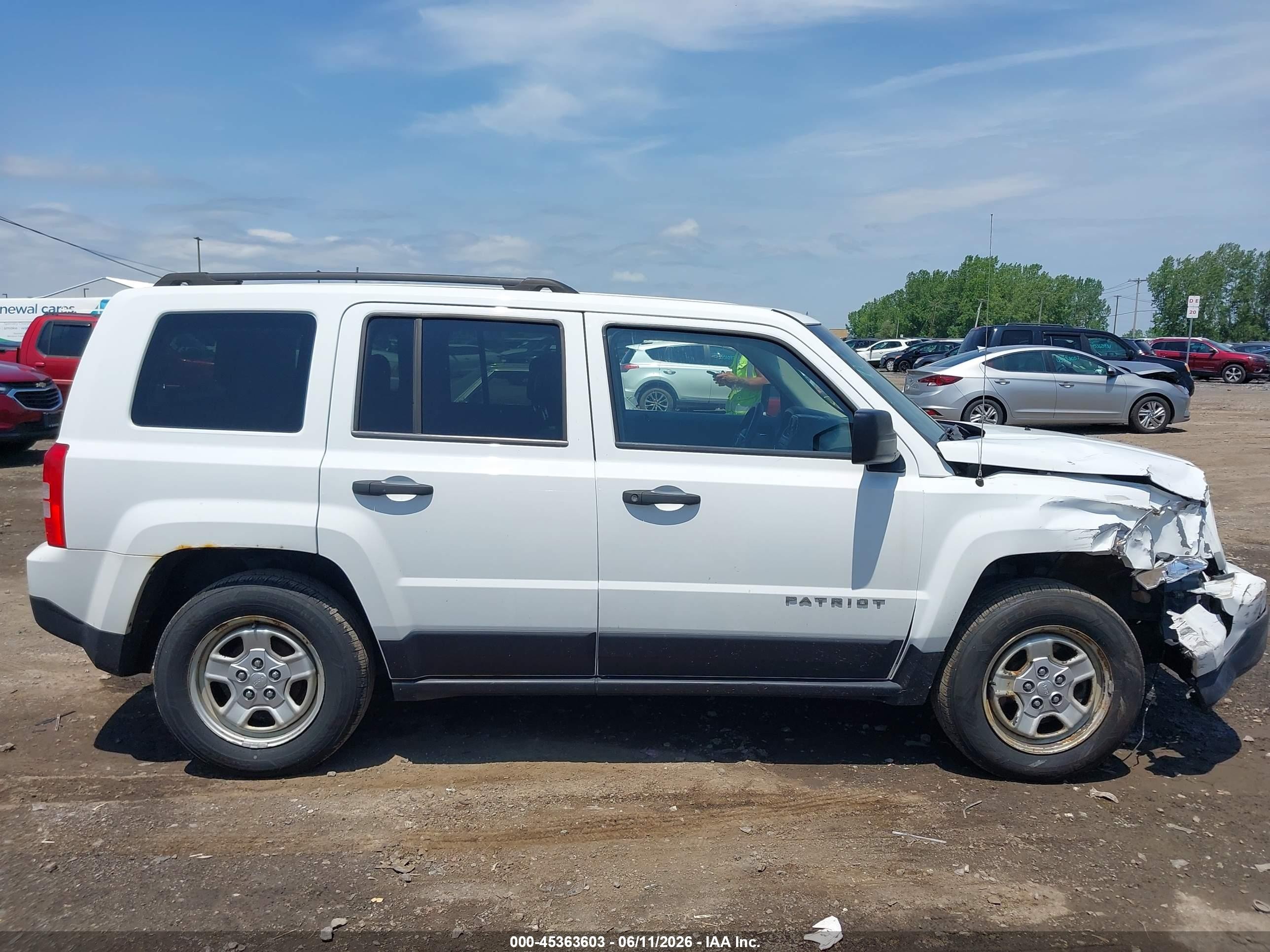 2015 Jeep Patriot Sport Белый vin: 1C4NJPBA4FD219367