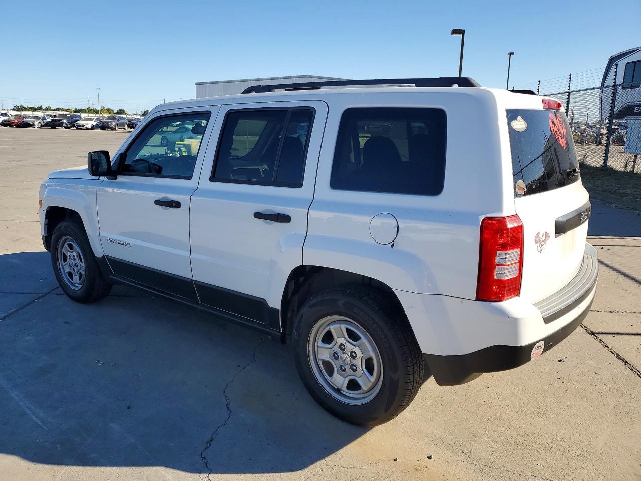 2015 Jeep Patriot Sport White vin: 1C4NJPBA4FD281206