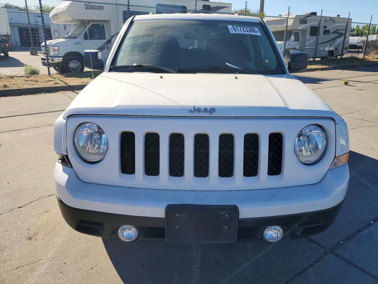 2015 Jeep Patriot Sport White vin: 1C4NJPBA4FD281206