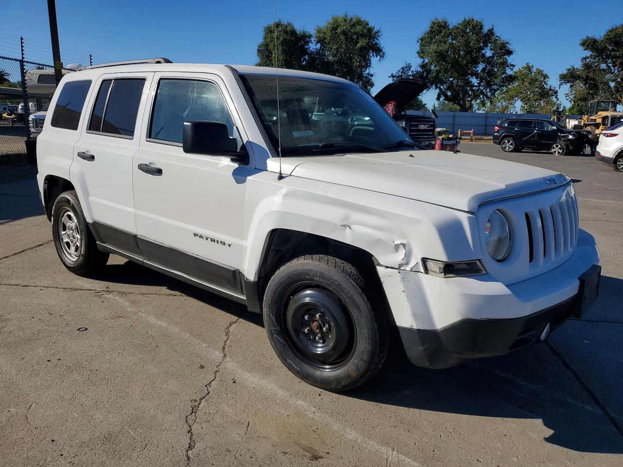2015 Jeep Patriot Sport White vin: 1C4NJPBA4FD281206