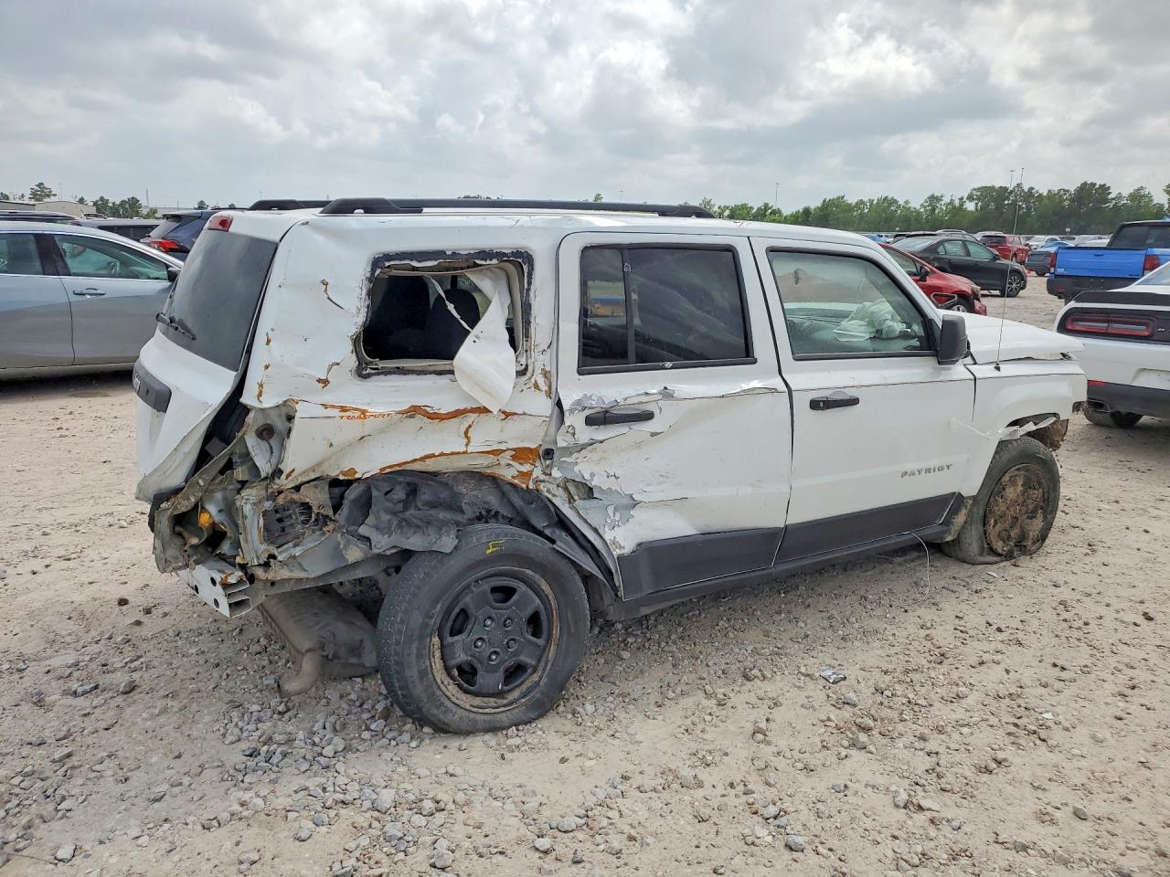 2015 Jeep Patriot Sport White vin: 1C4NJPBA4FD281240