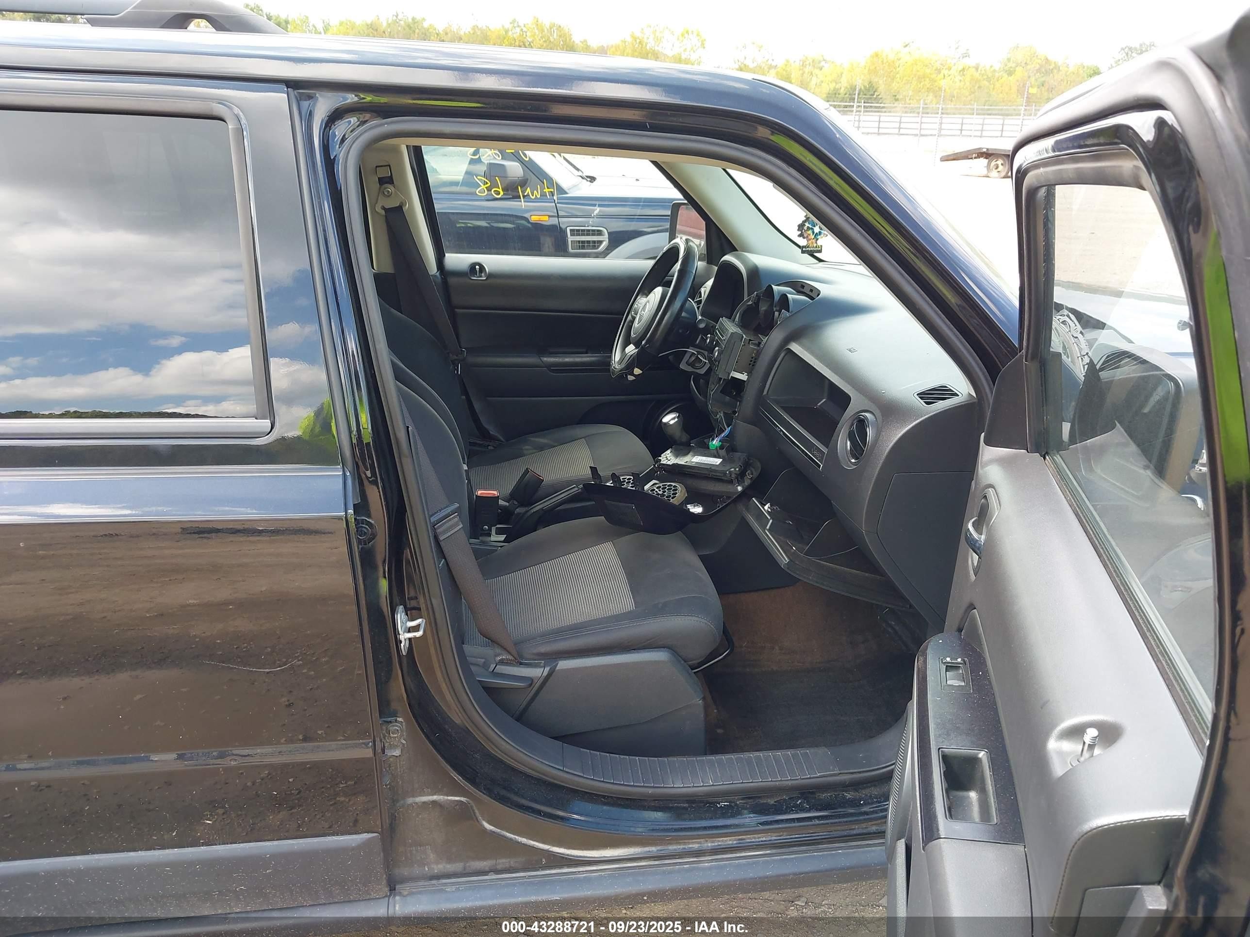 2015 Jeep Patriot Sport Черный vin: 1C4NJPBA4FD317895