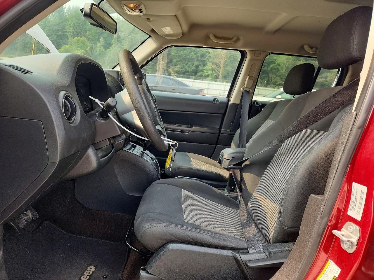 2015 Jeep Patriot Sport Red vin: 1C4NJPBA4FD318738