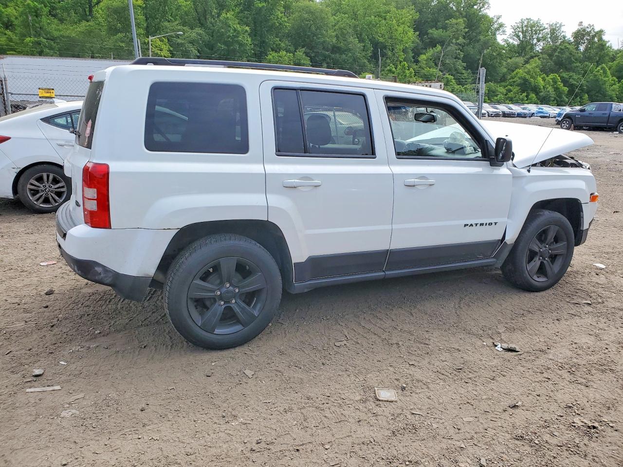 2015 Jeep Patriot Sport White vin: 1C4NJPBA4FD318786