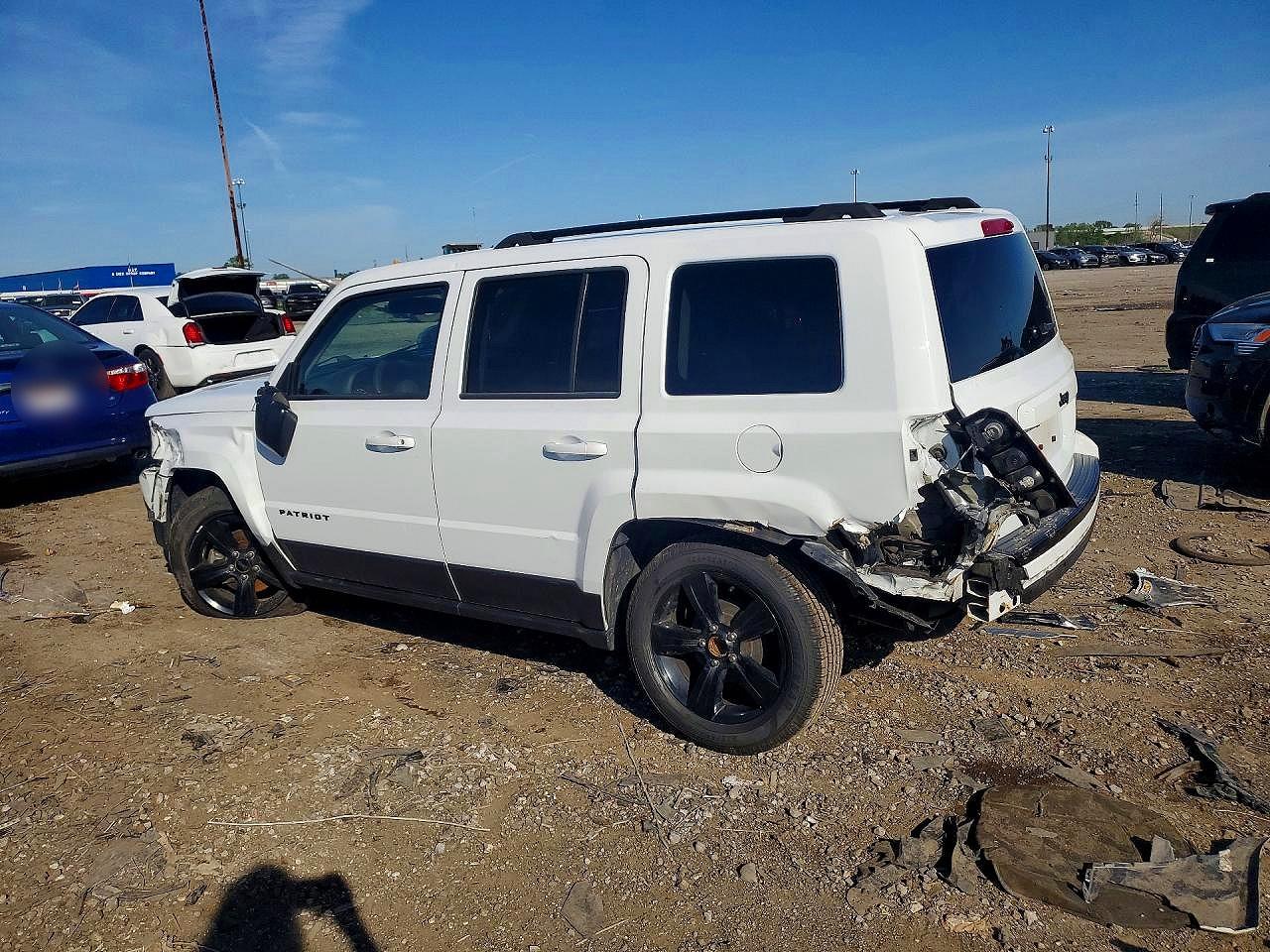 2015 Jeep Patriot White vin: 1C4NJPBA4FD388840