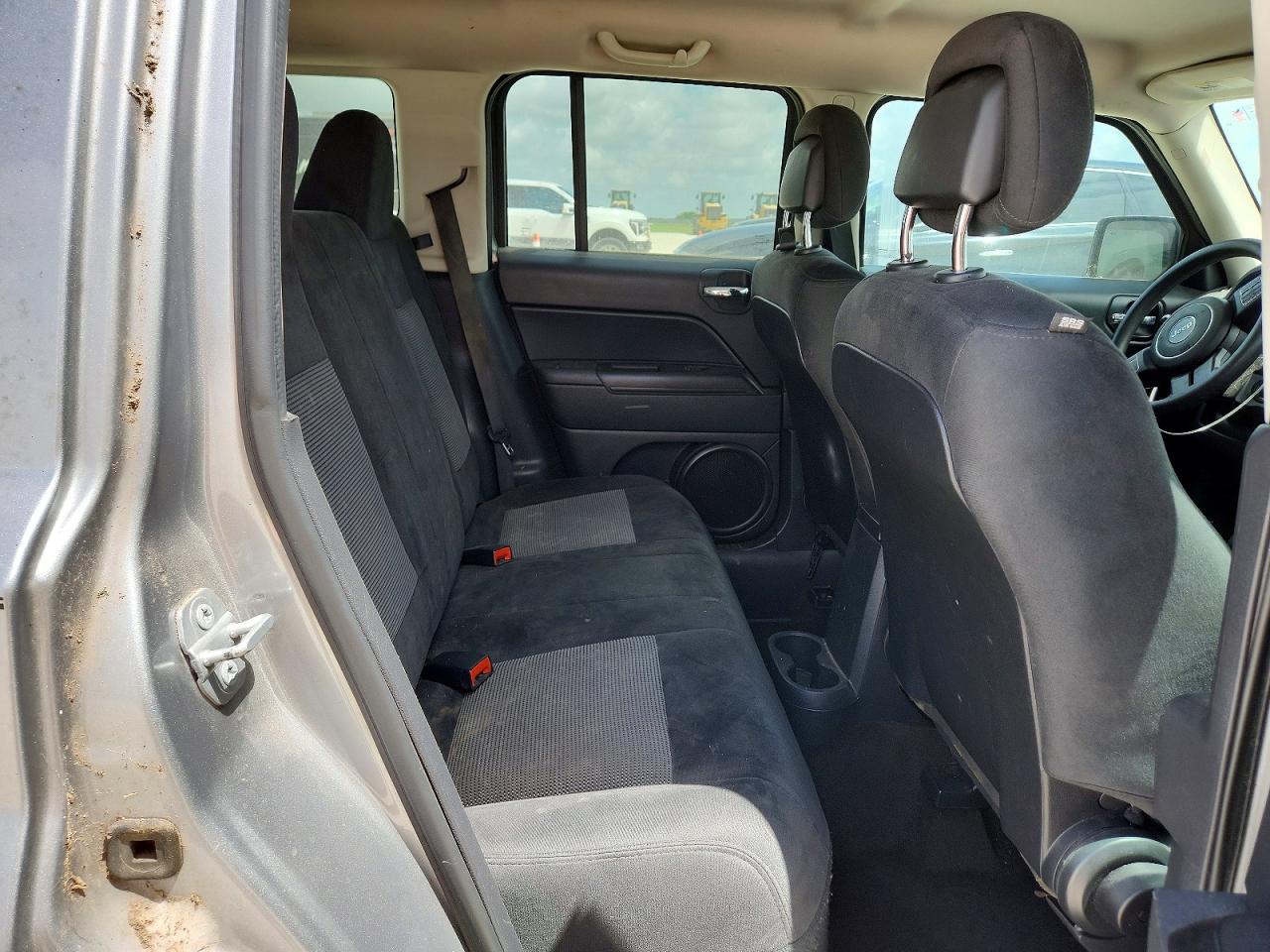 2016 Jeep Patriot Sport Silver vin: 1C4NJPBA4GD524790