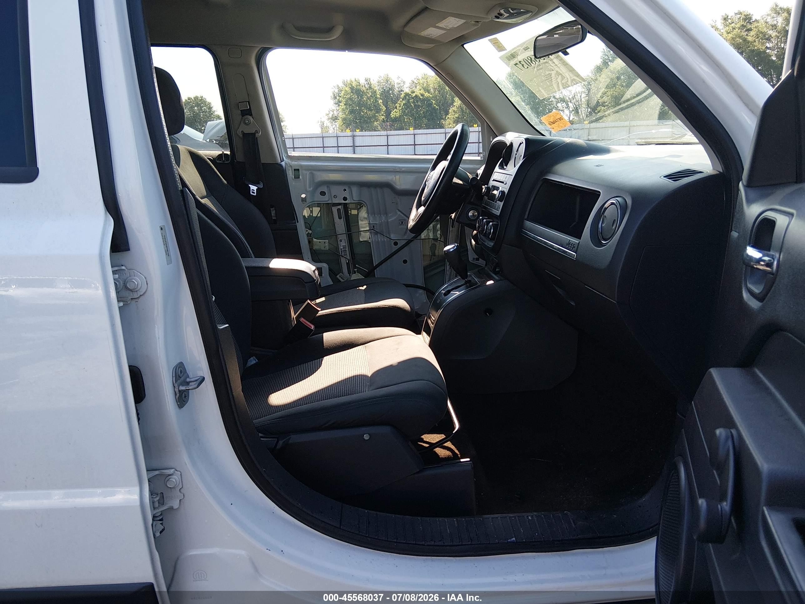 2014 Jeep Patriot Sport White vin: 1C4NJPBA5ED881330