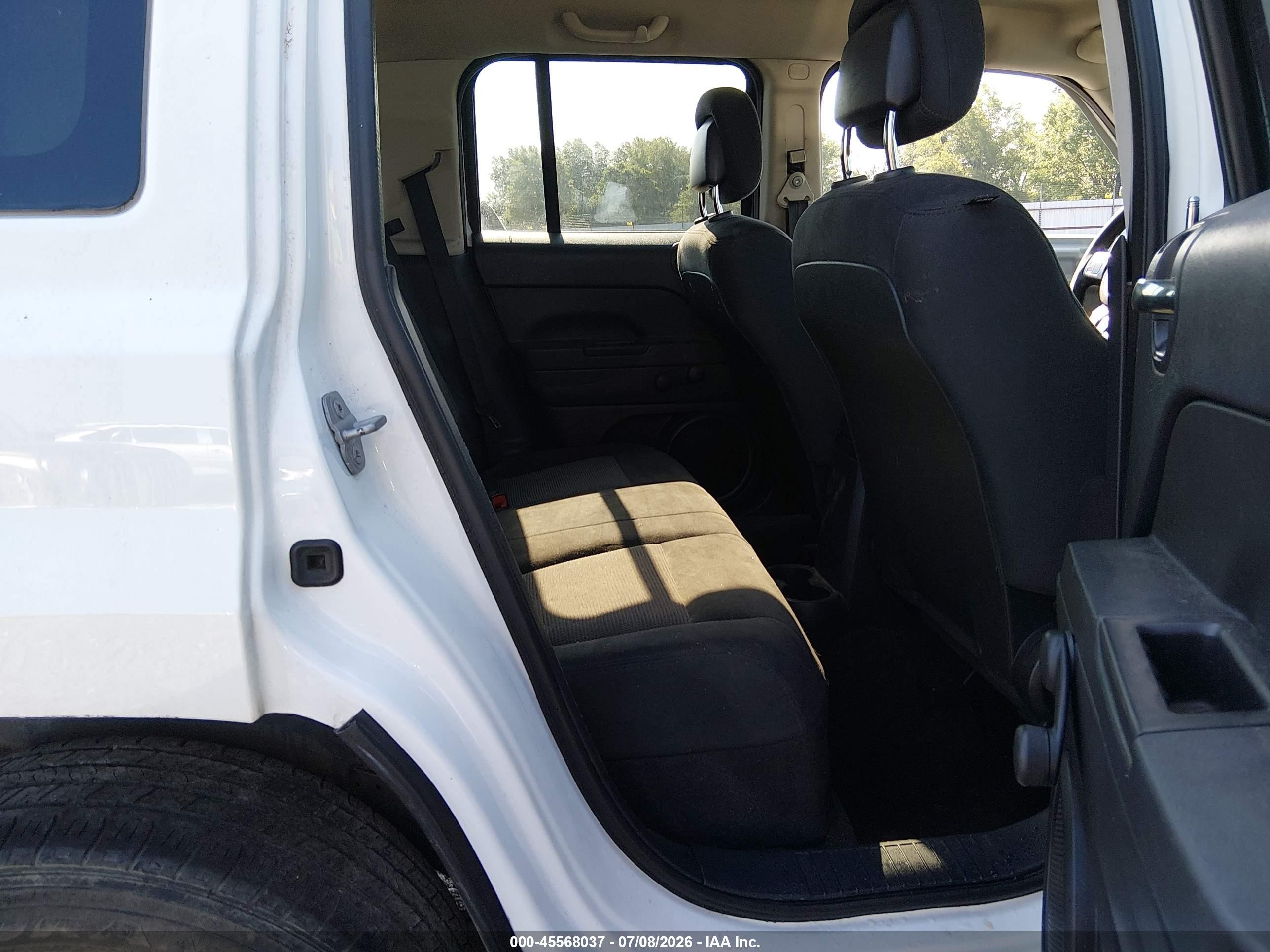 2014 Jeep Patriot Sport White vin: 1C4NJPBA5ED881330