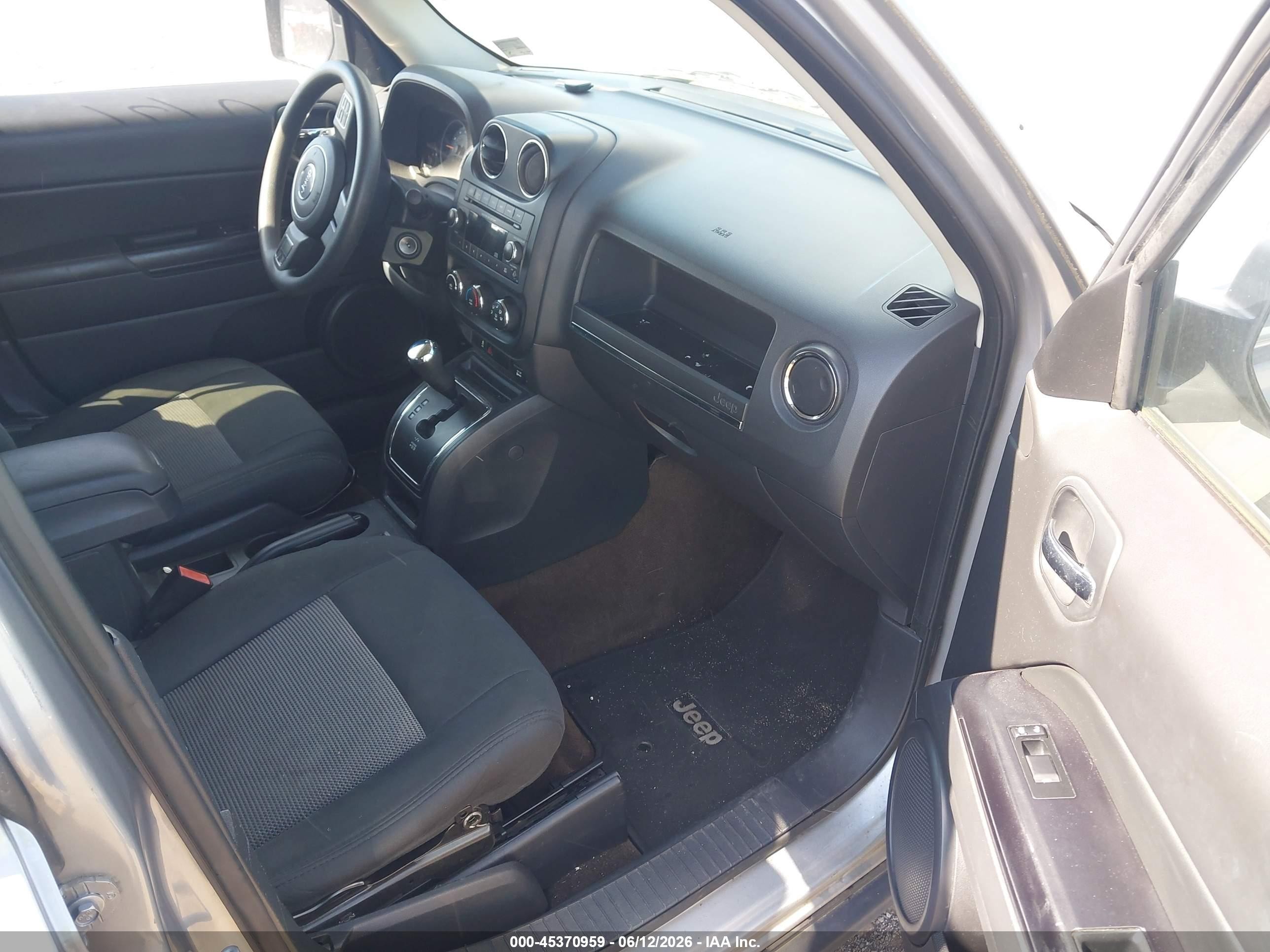2015 Jeep Patriot Sport Silver vin: 1C4NJPBA5FD285684