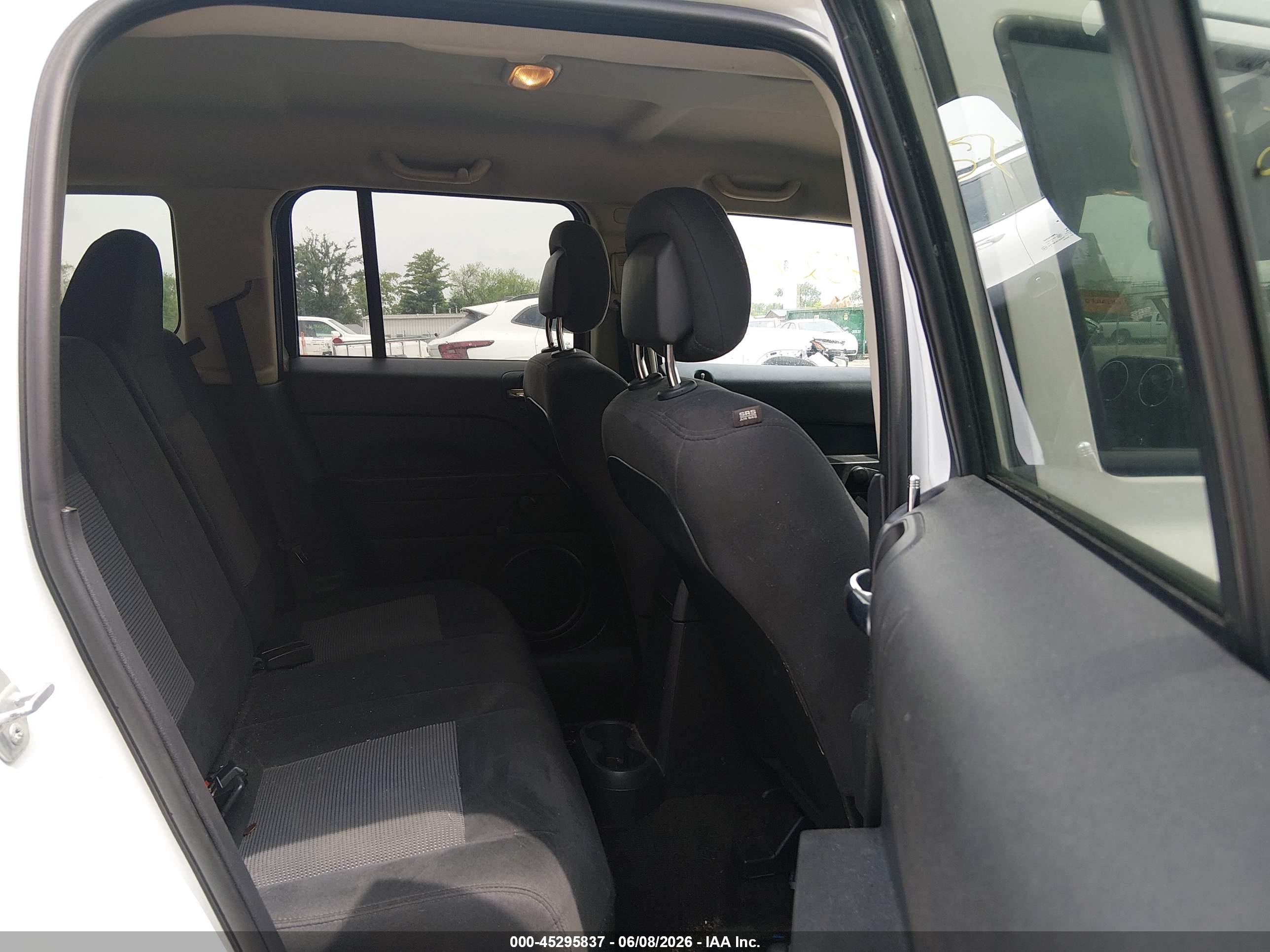 2015 Jeep Patriot Sport White vin: 1C4NJPBA5FD326119