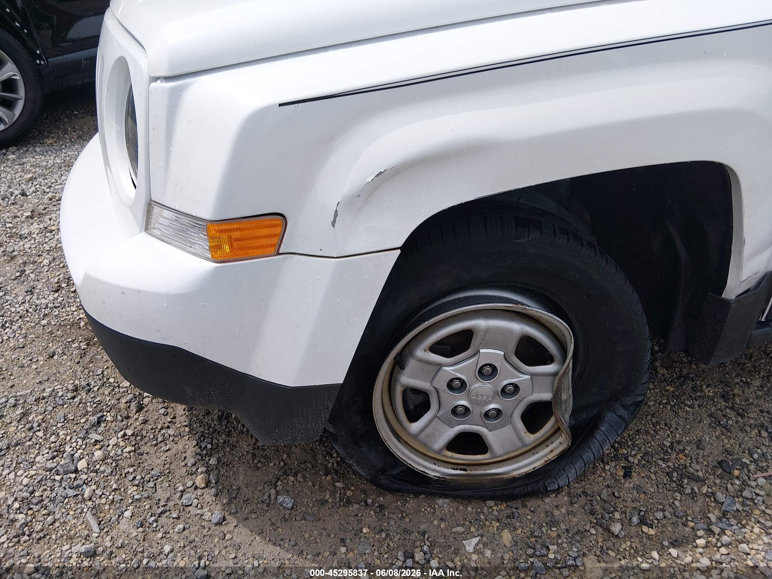2015 Jeep Patriot Sport White vin: 1C4NJPBA5FD326119
