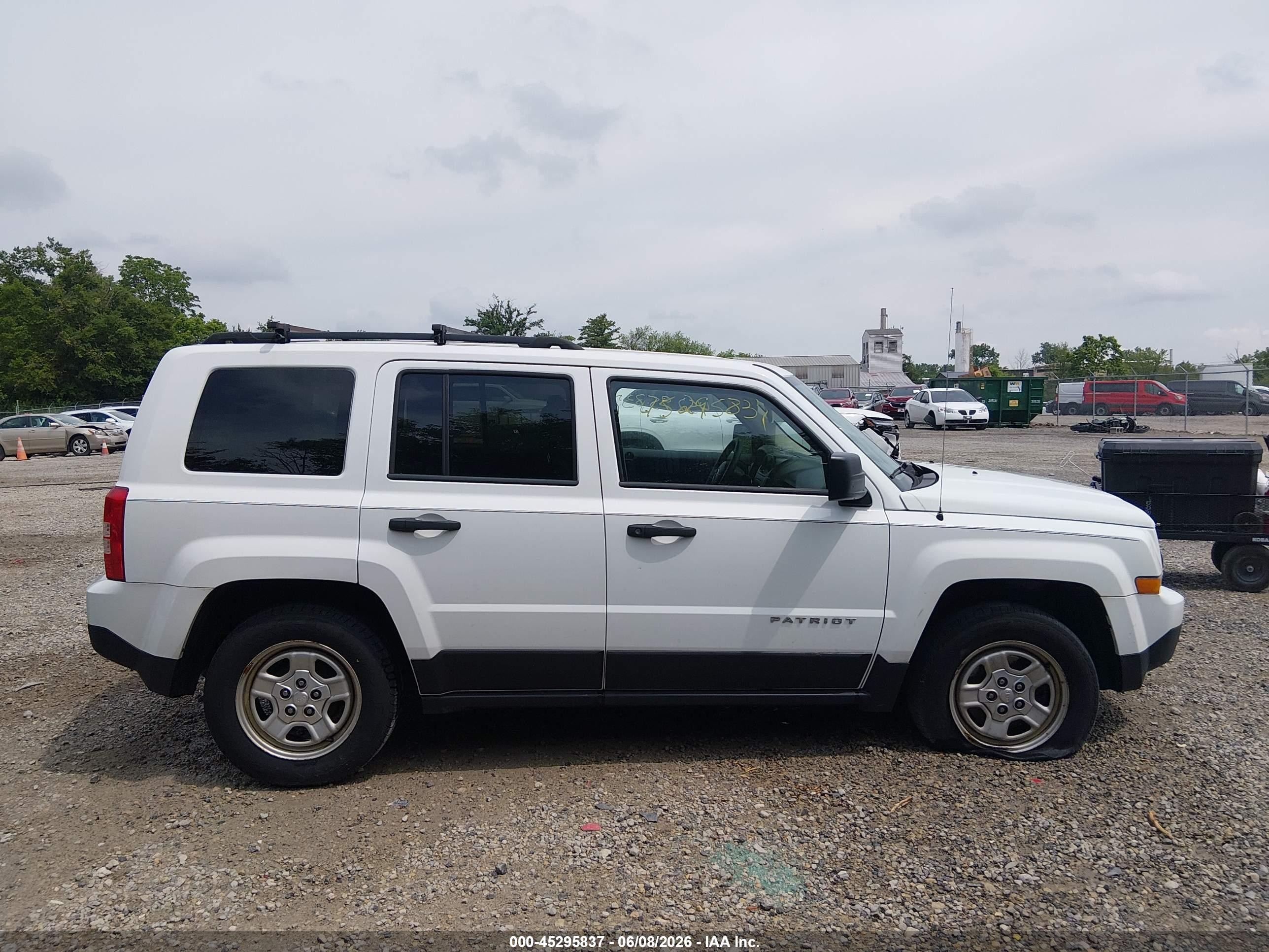 2015 Jeep Patriot Sport White vin: 1C4NJPBA5FD326119