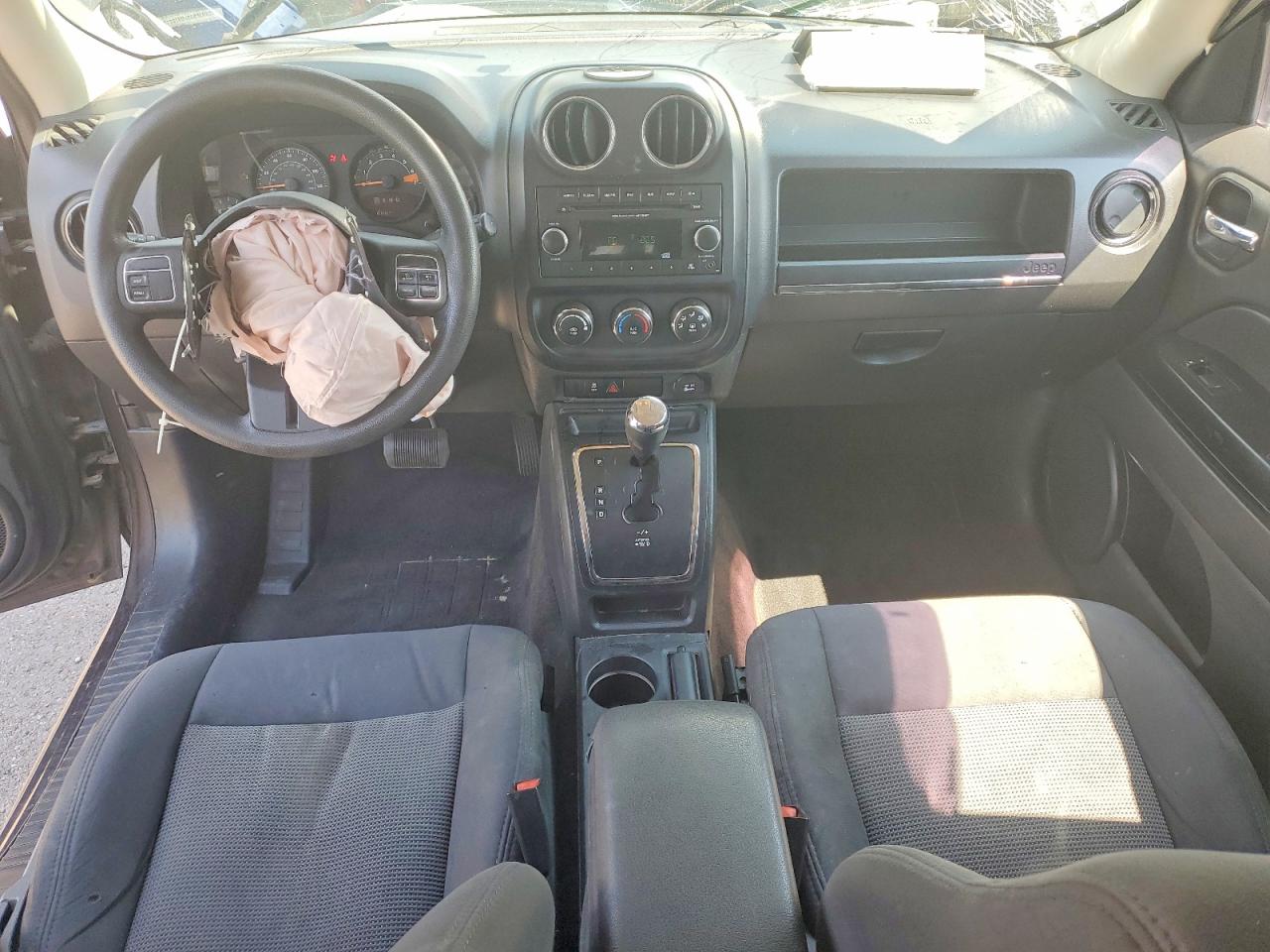 2015 Jeep Patriot Sport Gray vin: 1C4NJPBA5FD372713