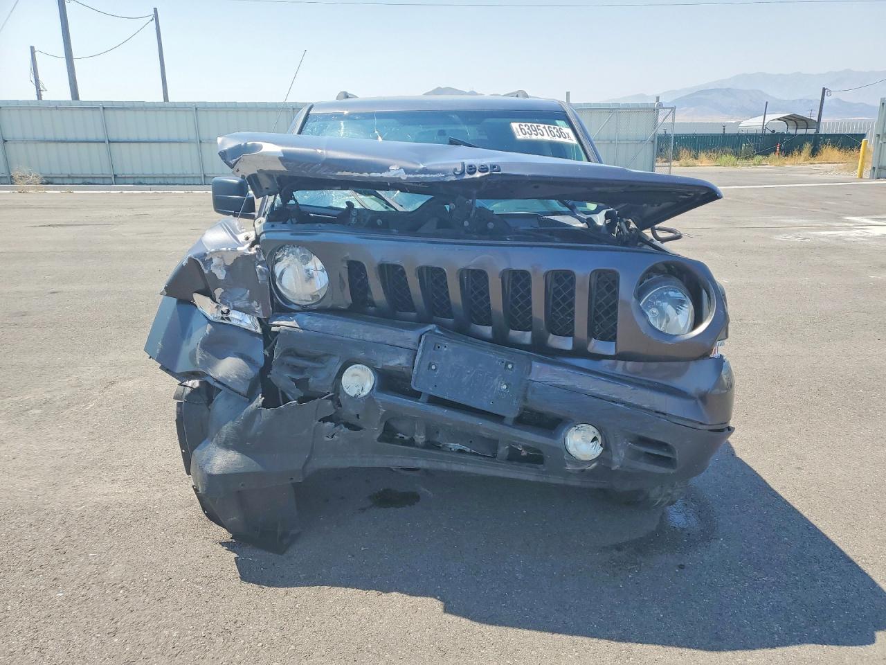 2015 Jeep Patriot Sport Gray vin: 1C4NJPBA5FD372713
