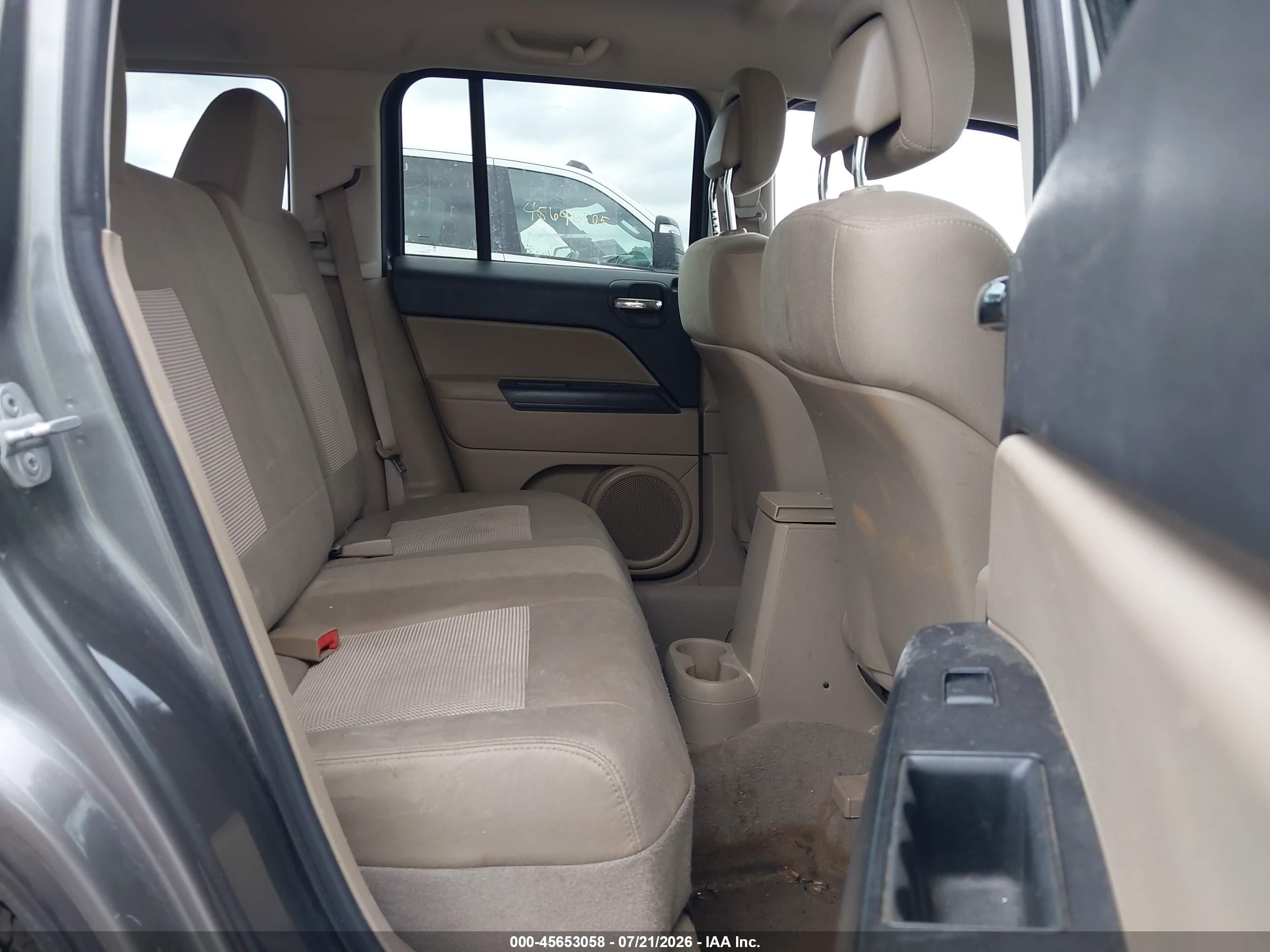 2012 Jeep Patriot Sport Gray vin: 1C4NJPBA6CD550981
