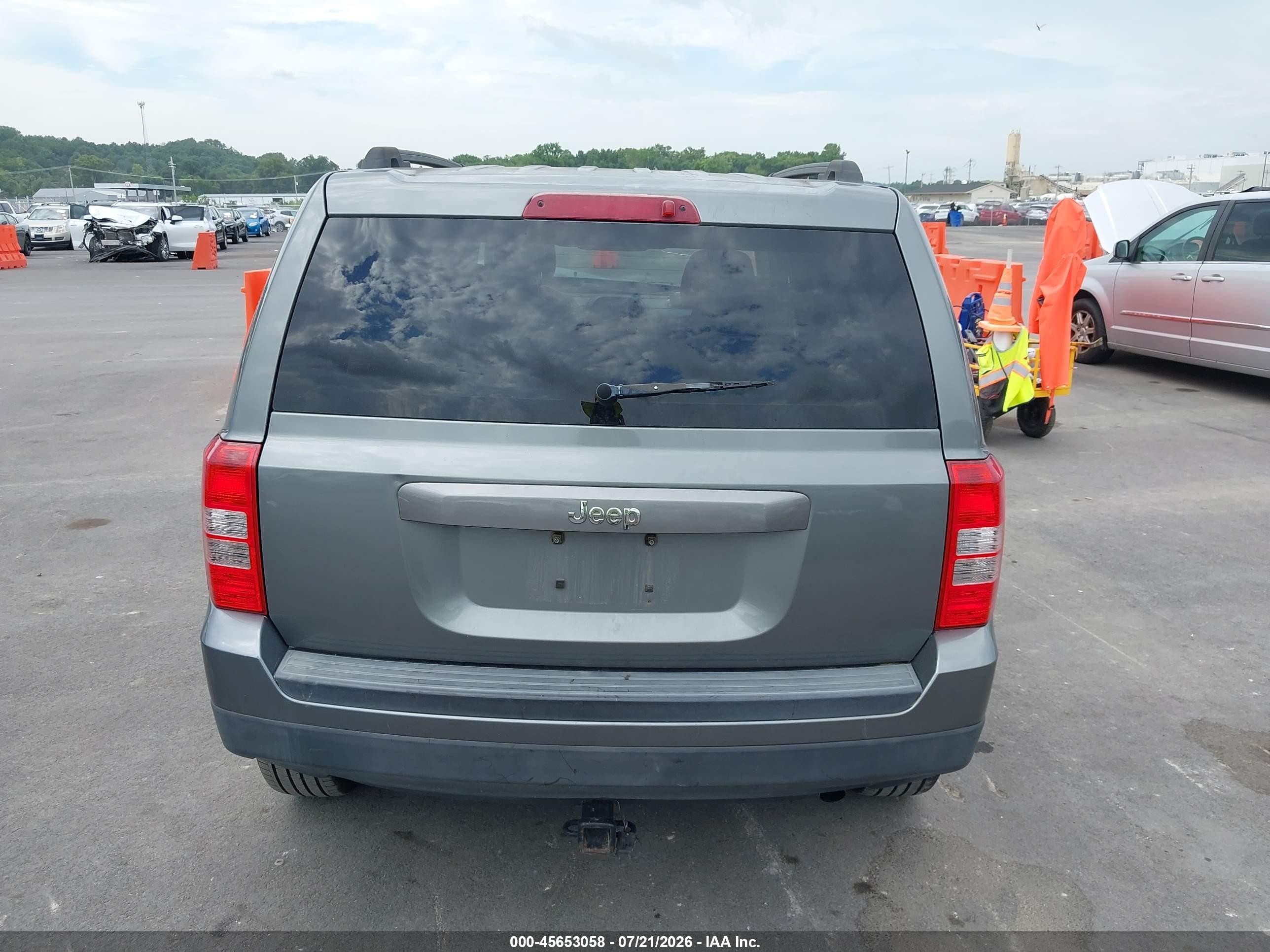 2012 Jeep Patriot Sport Gray vin: 1C4NJPBA6CD550981