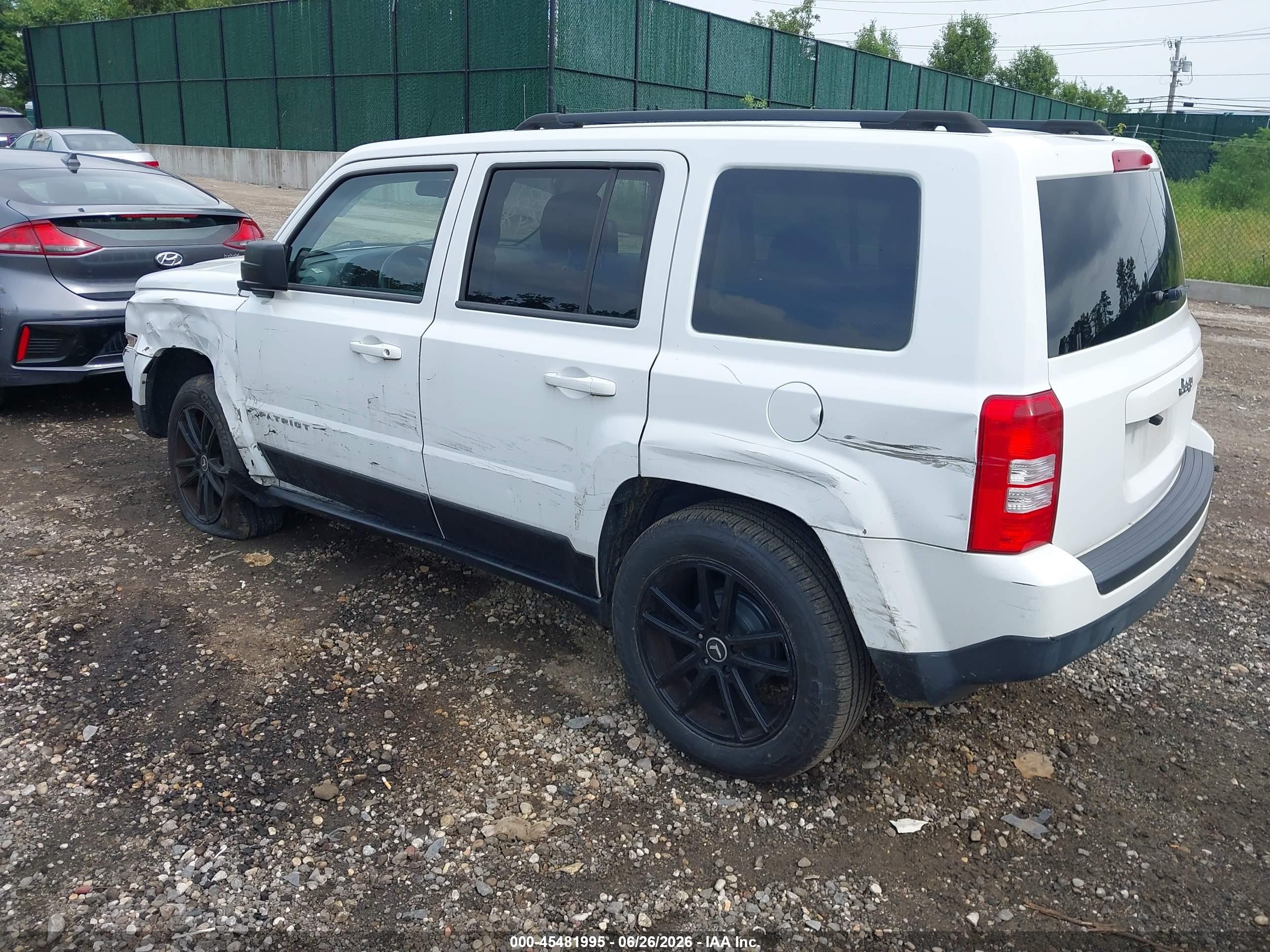 2014 Jeep Patriot Sport White vin: 1C4NJPBA6ED523881
