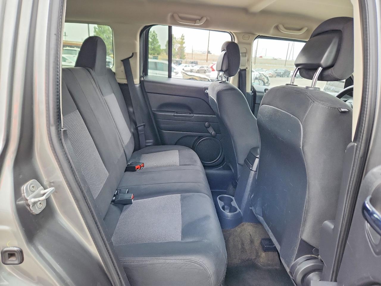 2014 Jeep Patriot Sport Gray vin: 1C4NJPBA6ED631952