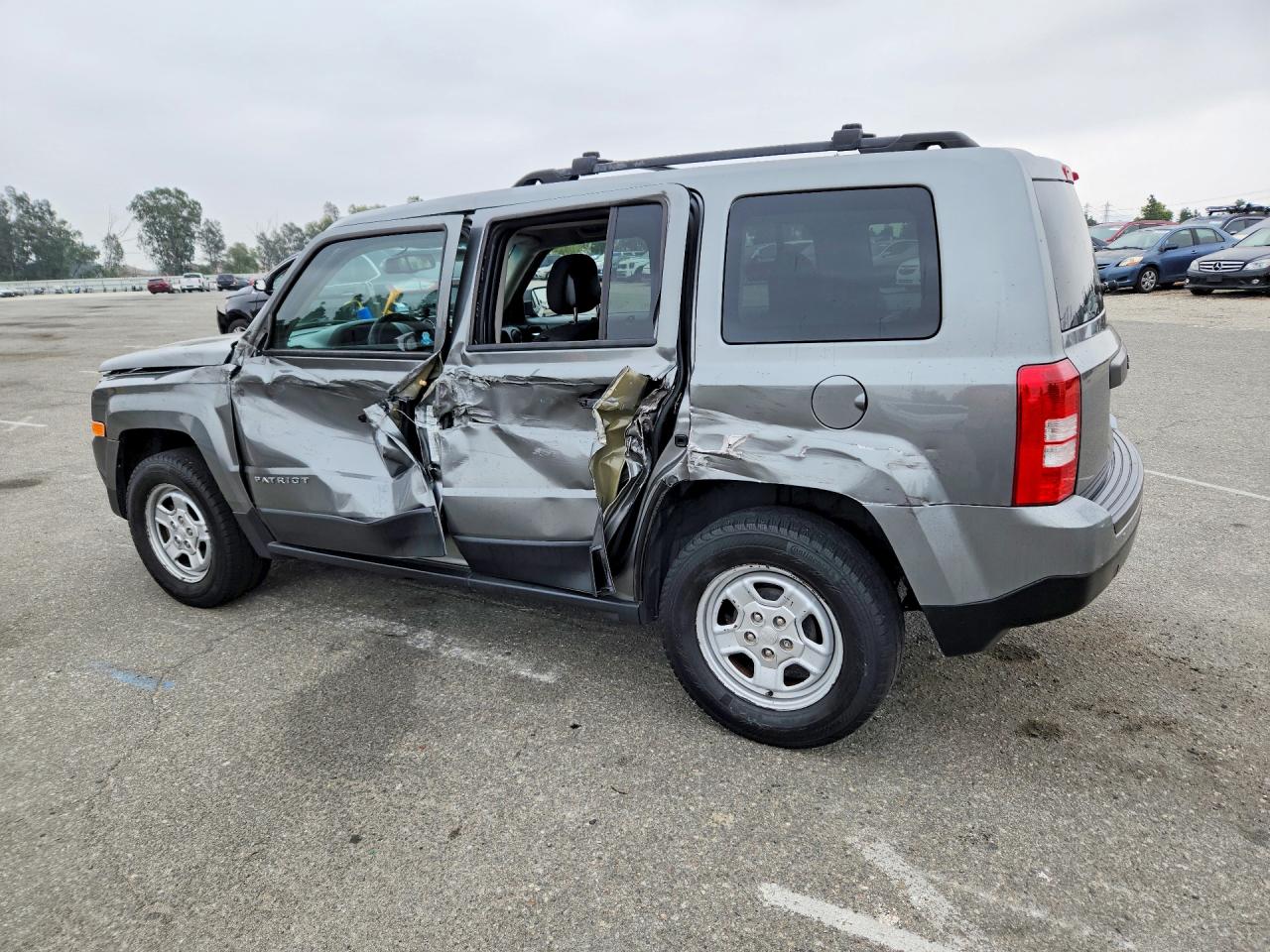 2014 Jeep Patriot Sport Gray vin: 1C4NJPBA6ED631952