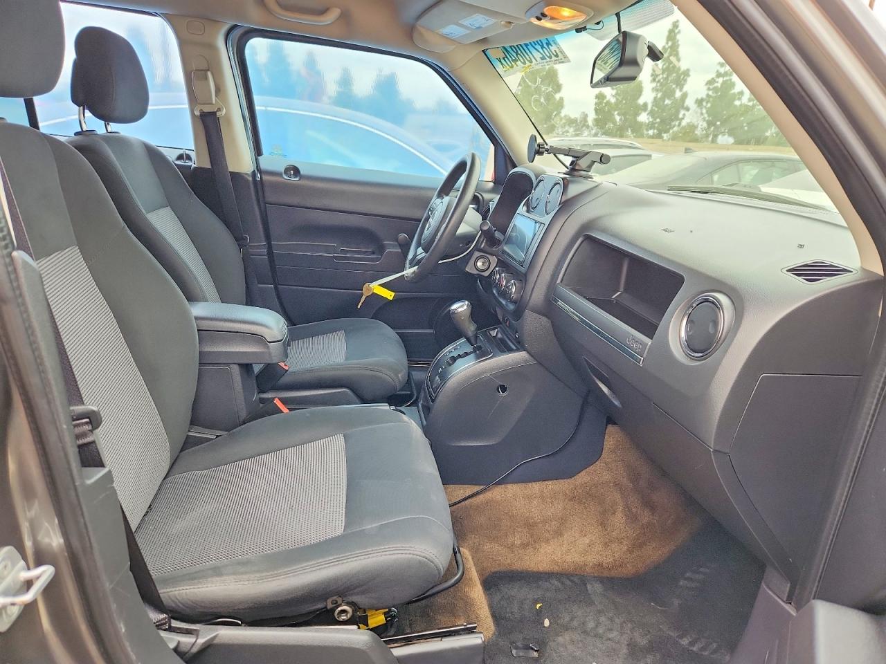 2014 Jeep Patriot Sport Gray vin: 1C4NJPBA6ED631952