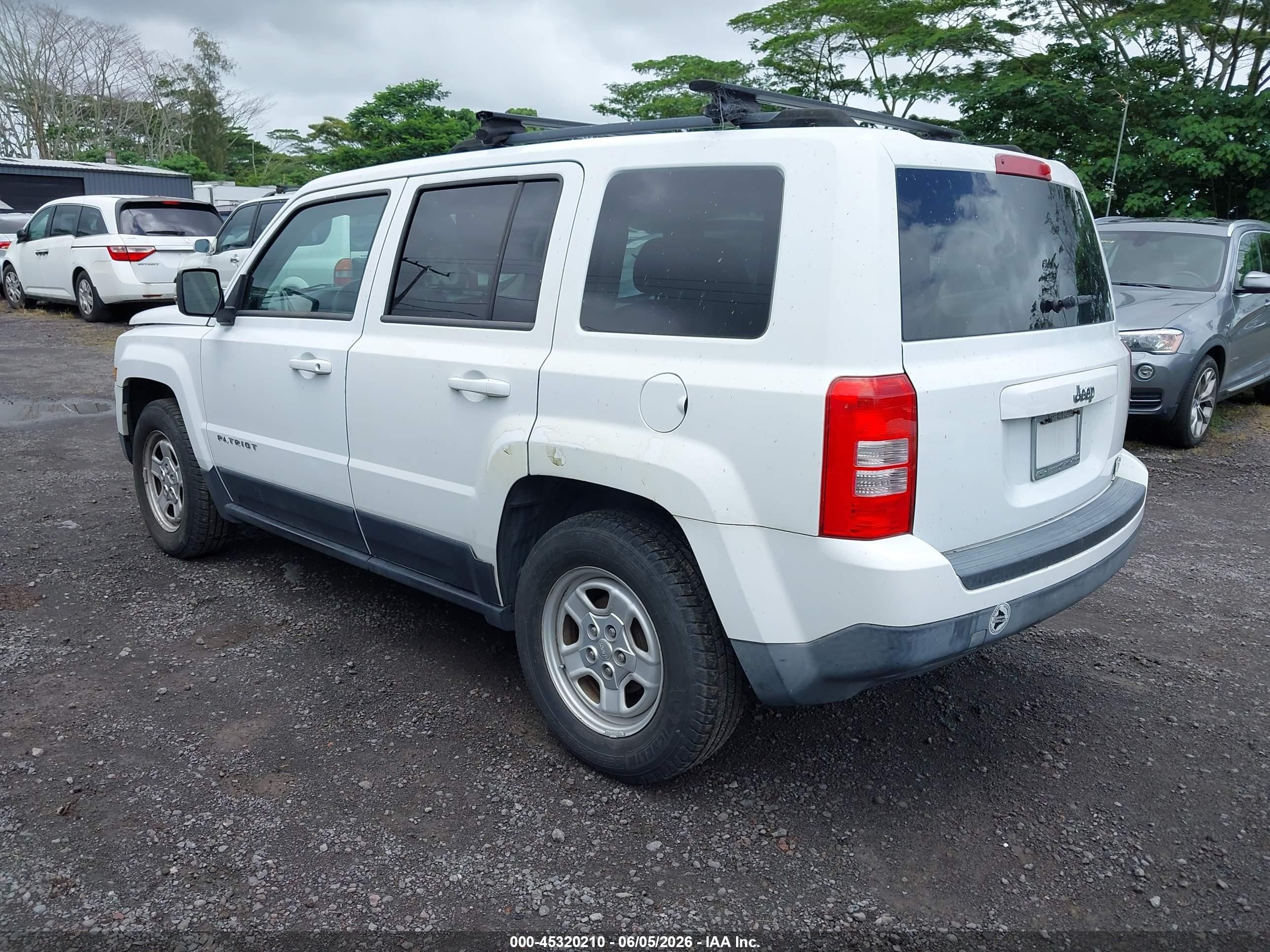 2014 Jeep Patriot Sport White vin: 1C4NJPBA6ED774948