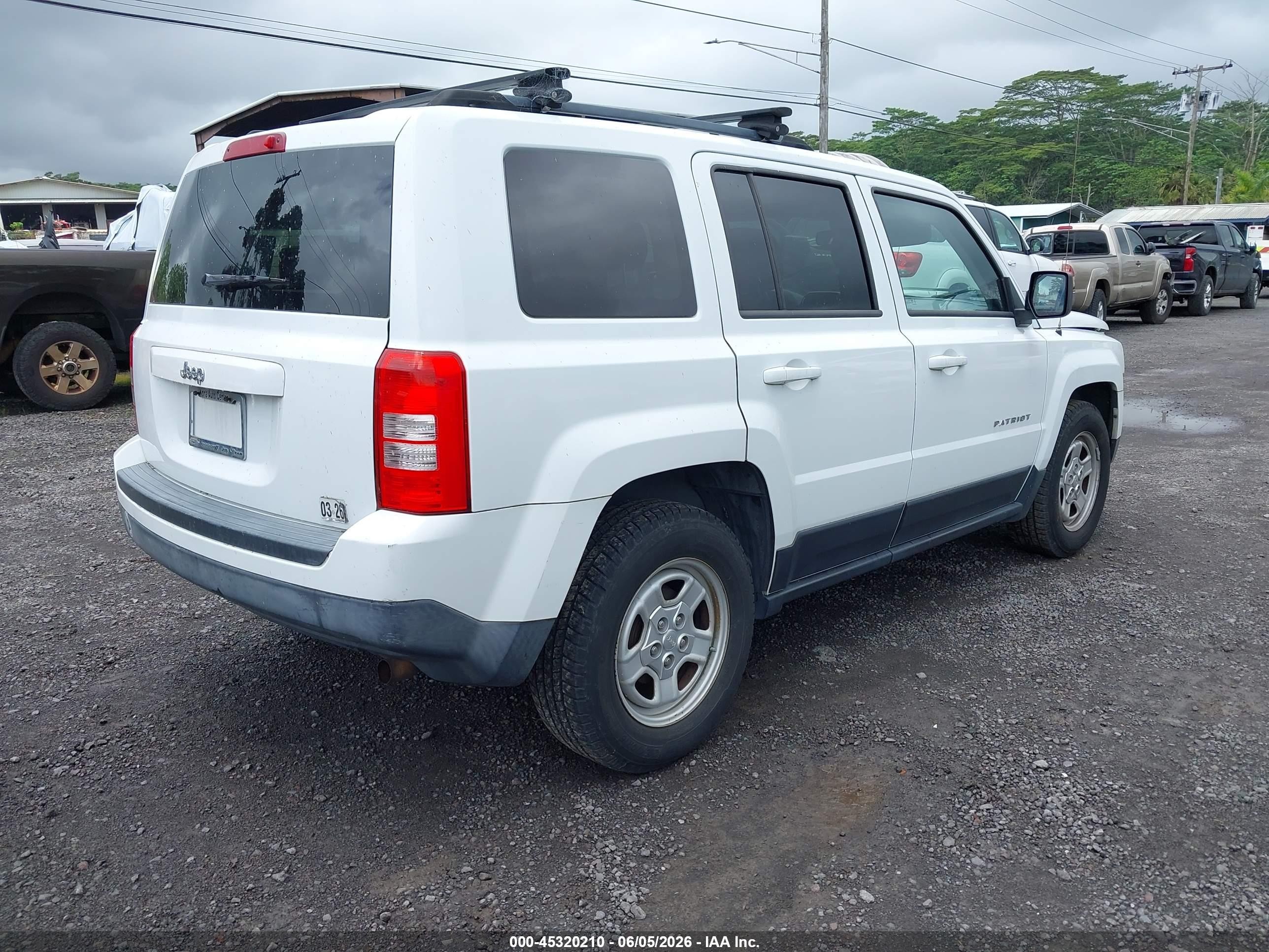 2014 Jeep Patriot Sport White vin: 1C4NJPBA6ED774948
