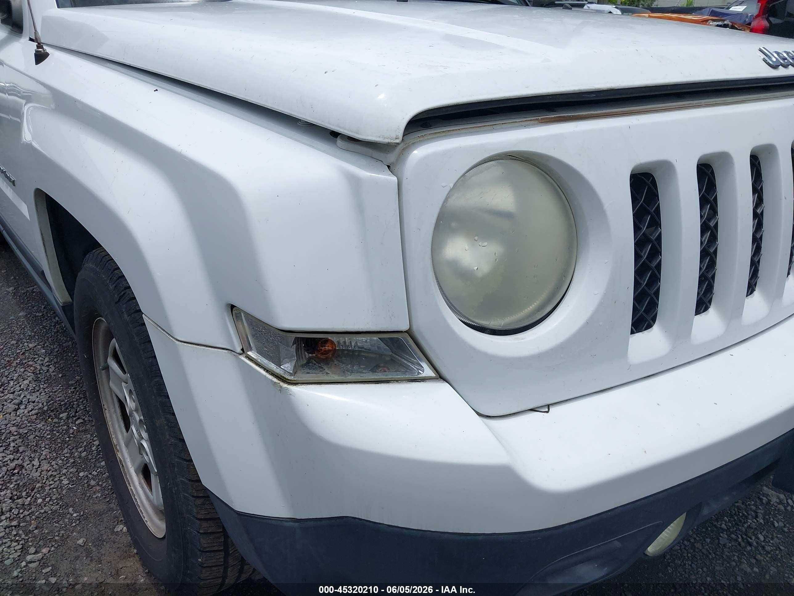 2014 Jeep Patriot Sport White vin: 1C4NJPBA6ED774948