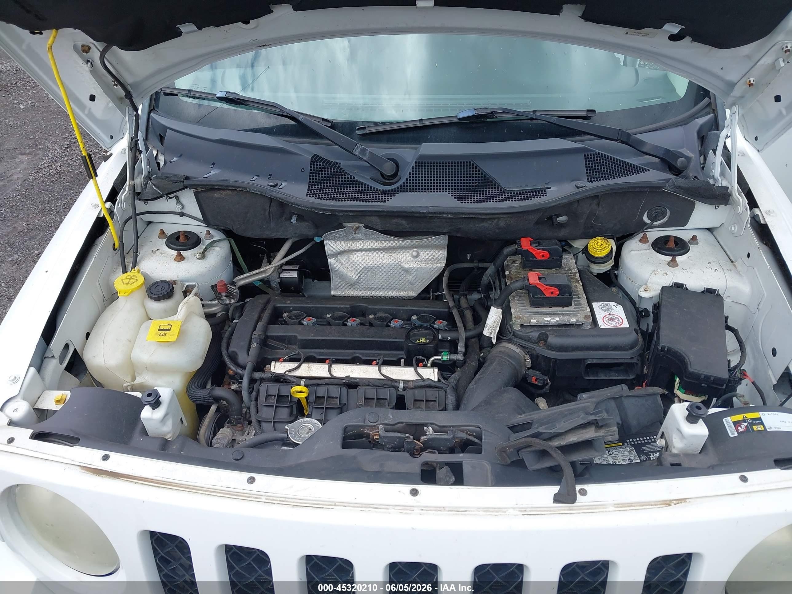 2014 Jeep Patriot Sport White vin: 1C4NJPBA6ED774948