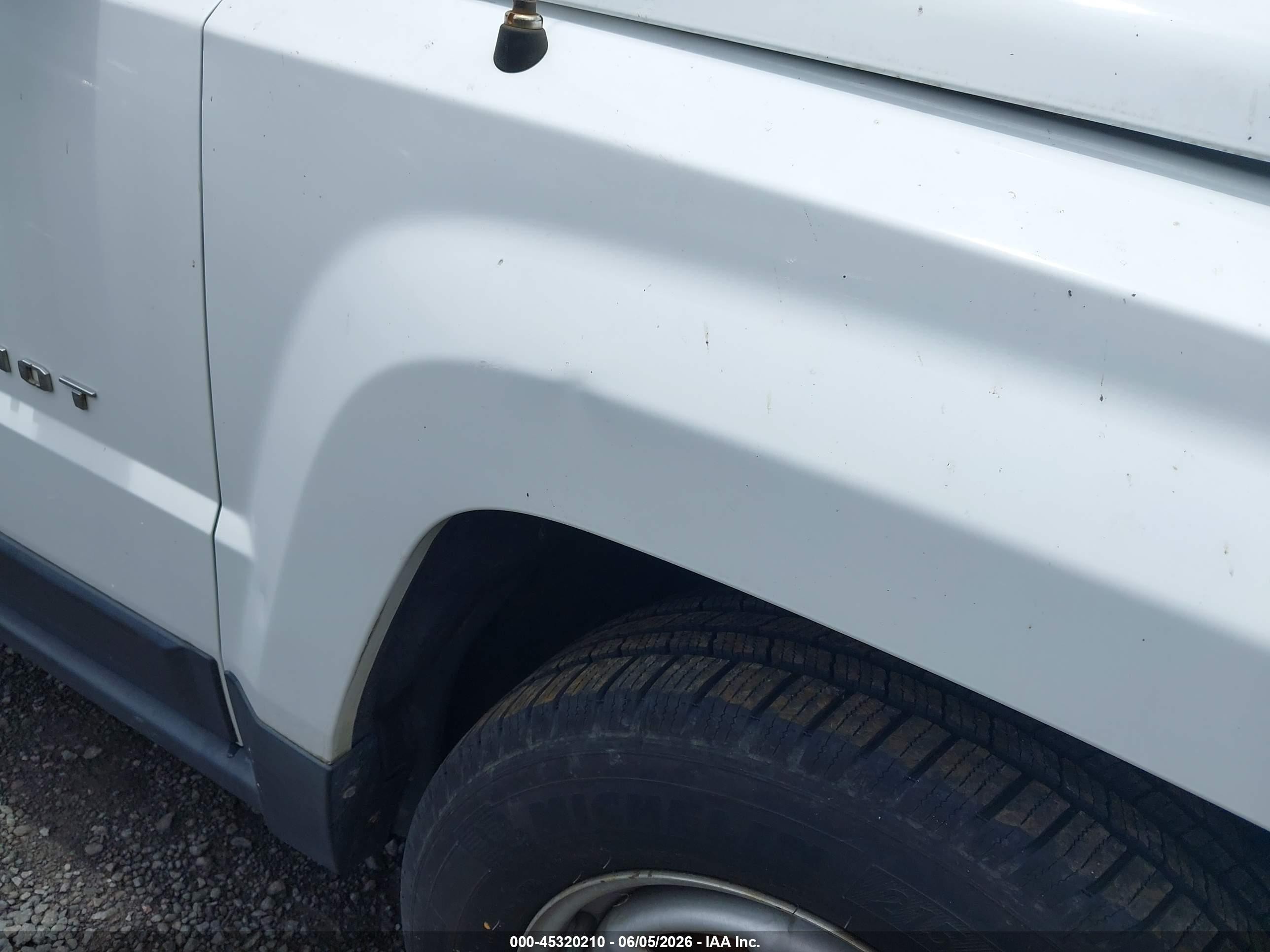 2014 Jeep Patriot Sport White vin: 1C4NJPBA6ED774948