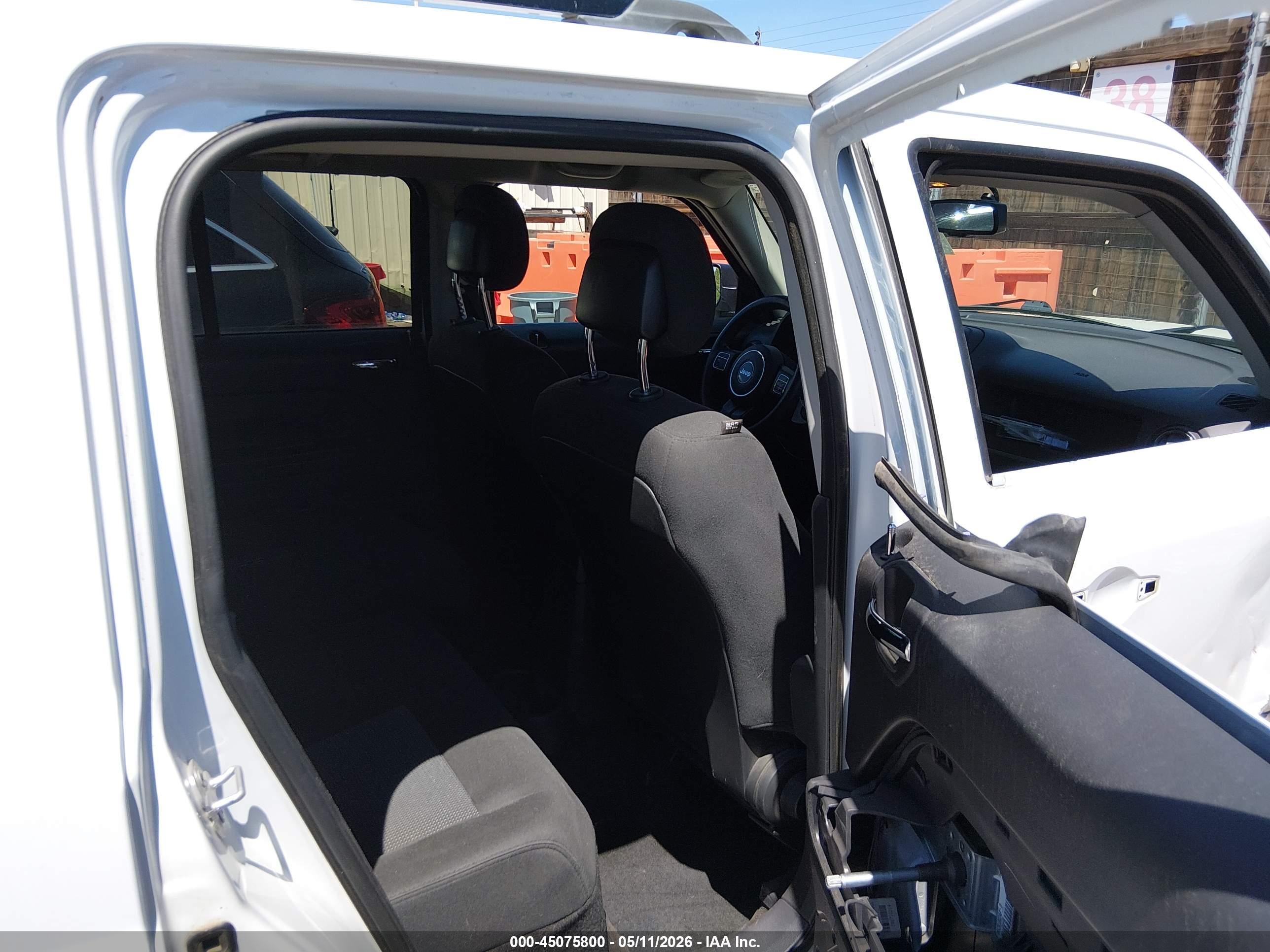 2015 Jeep Patriot Altitude Edition White vin: 1C4NJPBA6FD157406