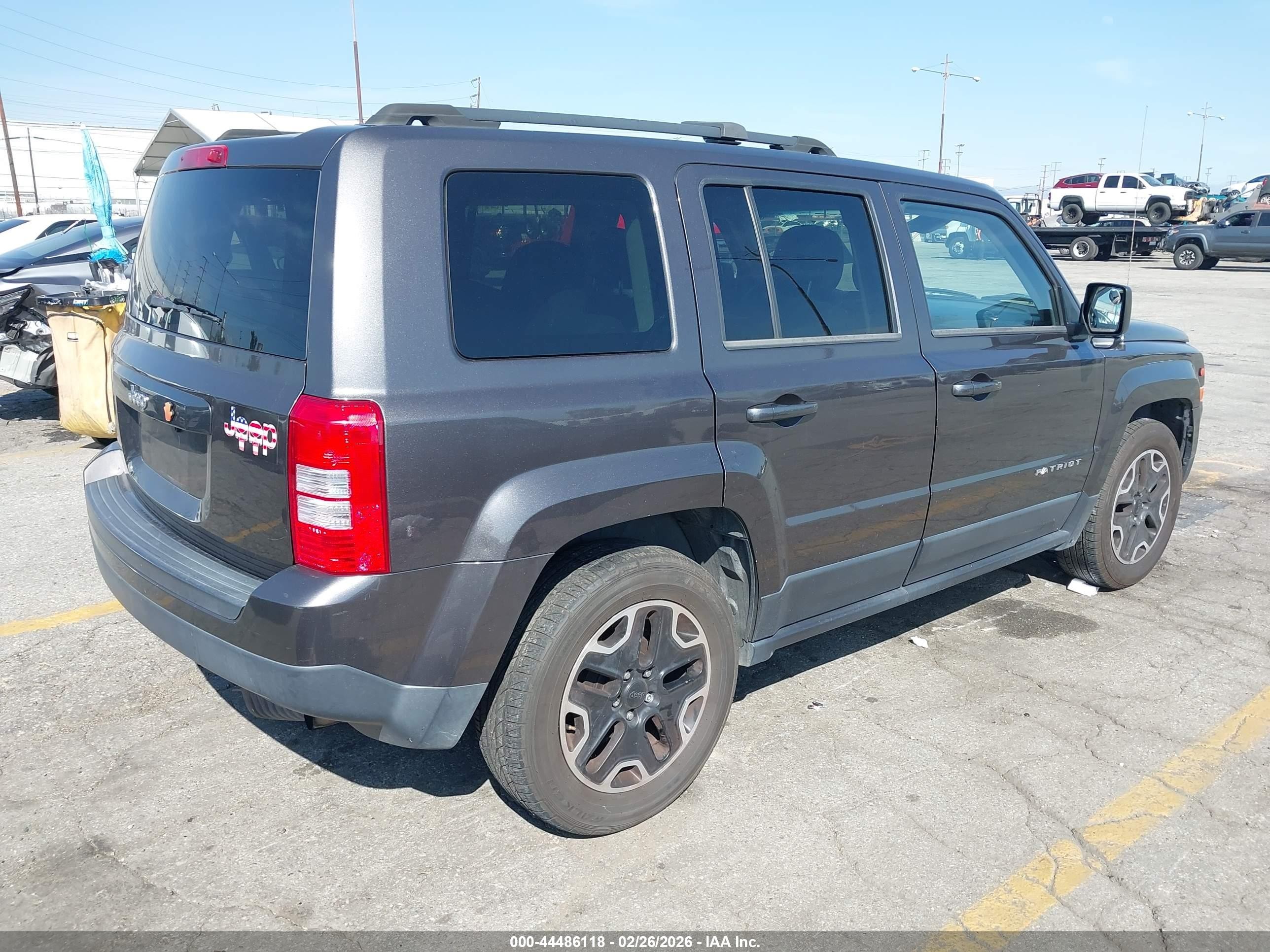 2015 Jeep Patriot Sport Brown vin: 1C4NJPBA6FD219077