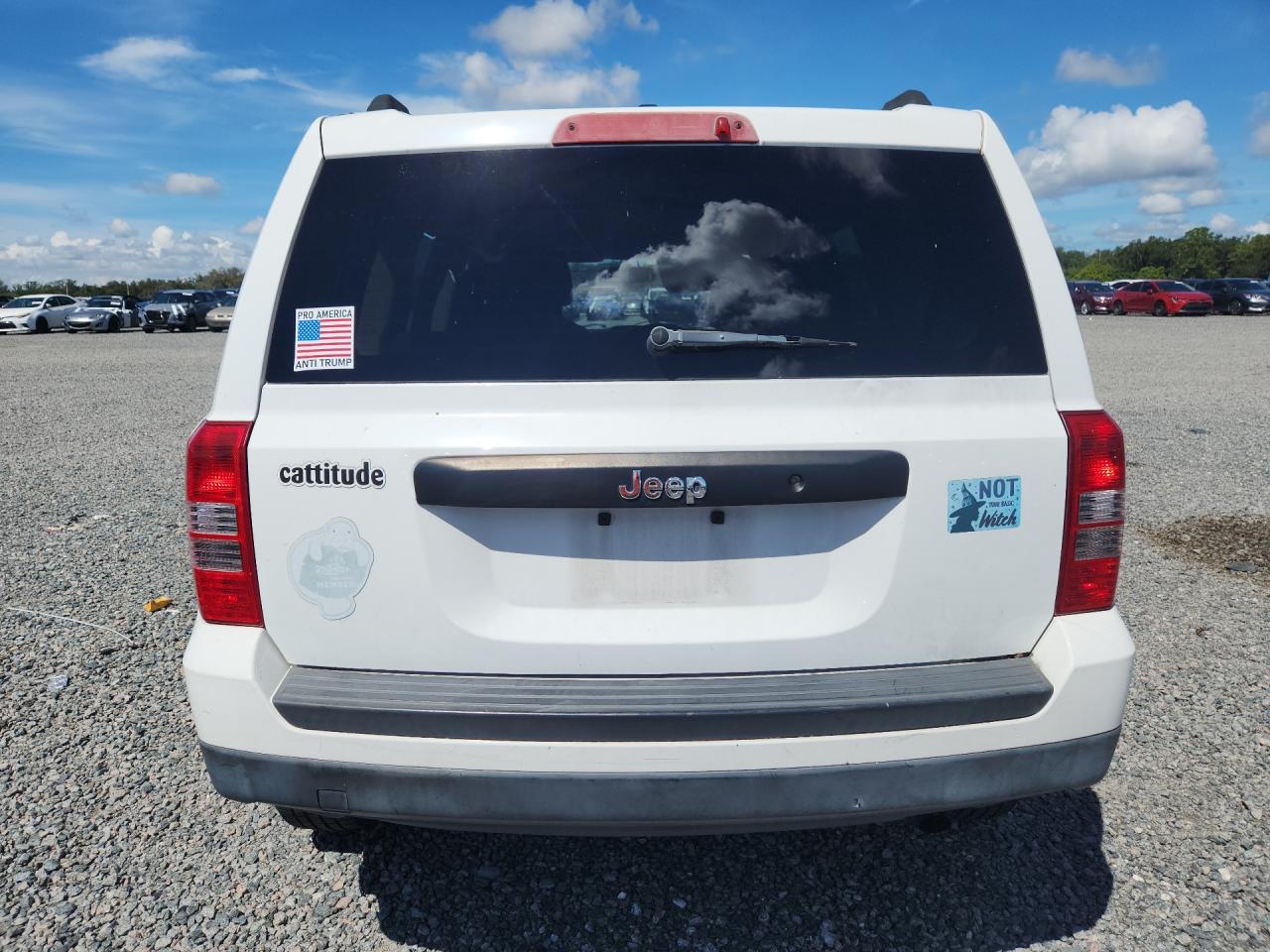 2012 Jeep Patriot Sport White vin: 1C4NJPBA7CD595072