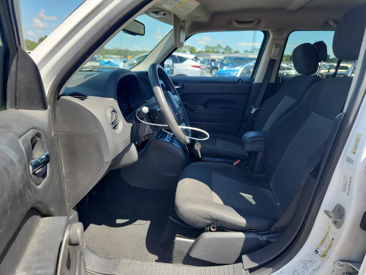 2012 Jeep Patriot Sport White vin: 1C4NJPBA7CD595072