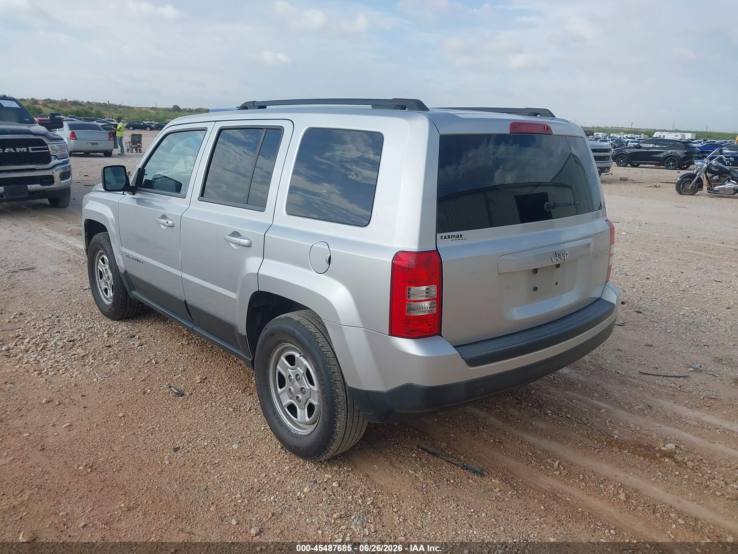 2012 Jeep Patriot Sport Silver vin: 1C4NJPBA7CD611352