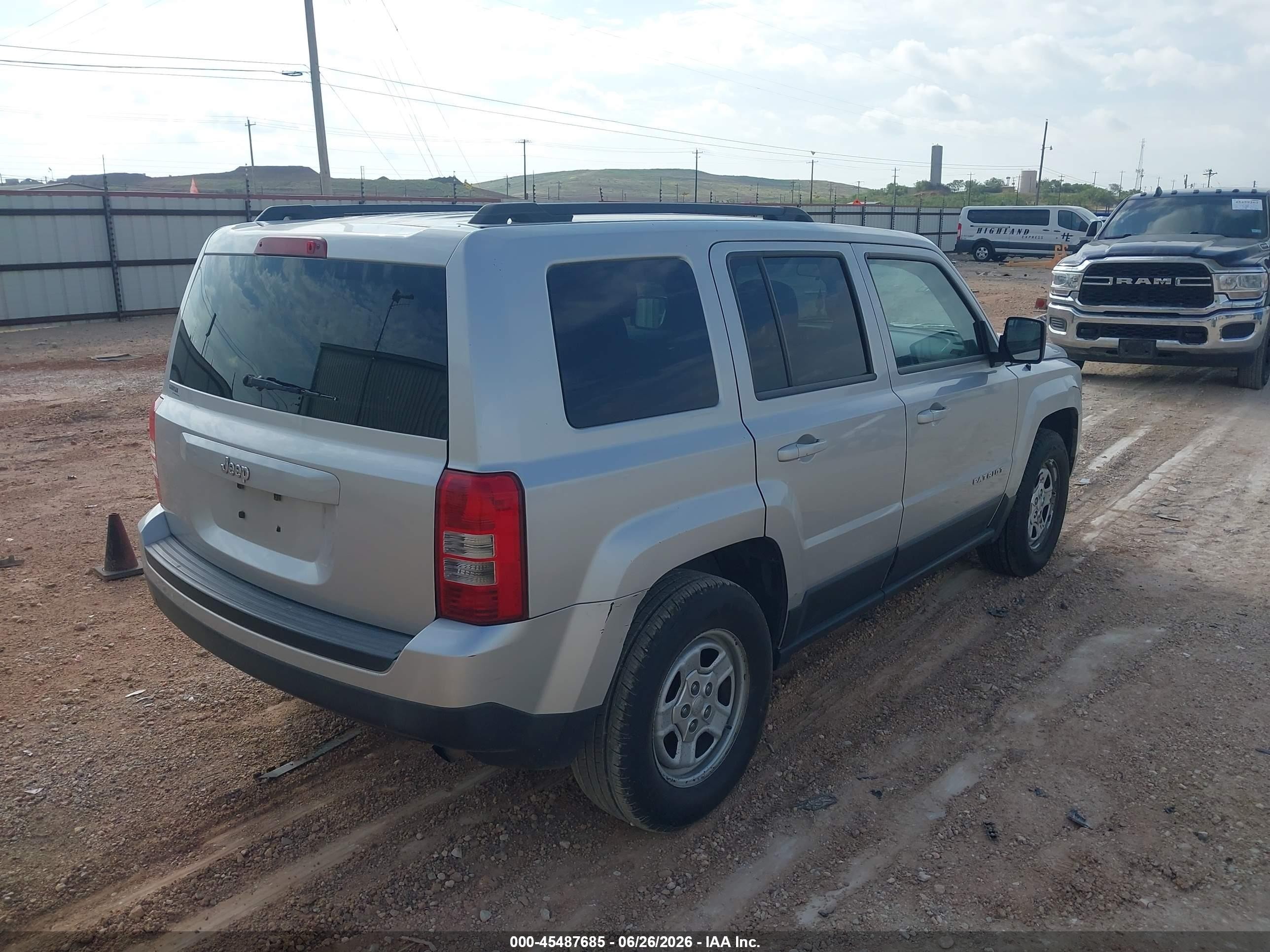2012 Jeep Patriot Sport Silver vin: 1C4NJPBA7CD611352