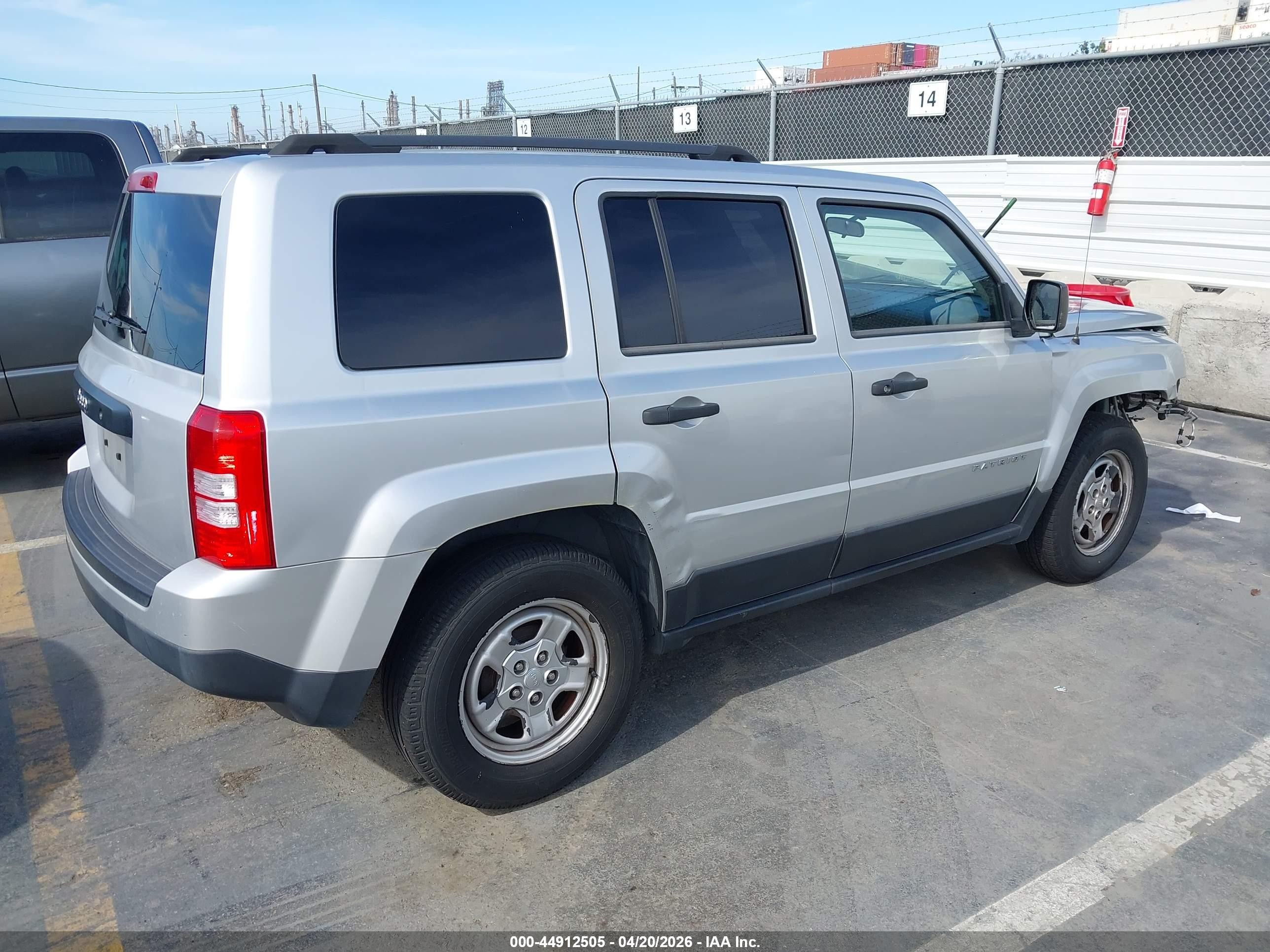 2013 Jeep Patriot Sport Silver vin: 1C4NJPBA7DD187639