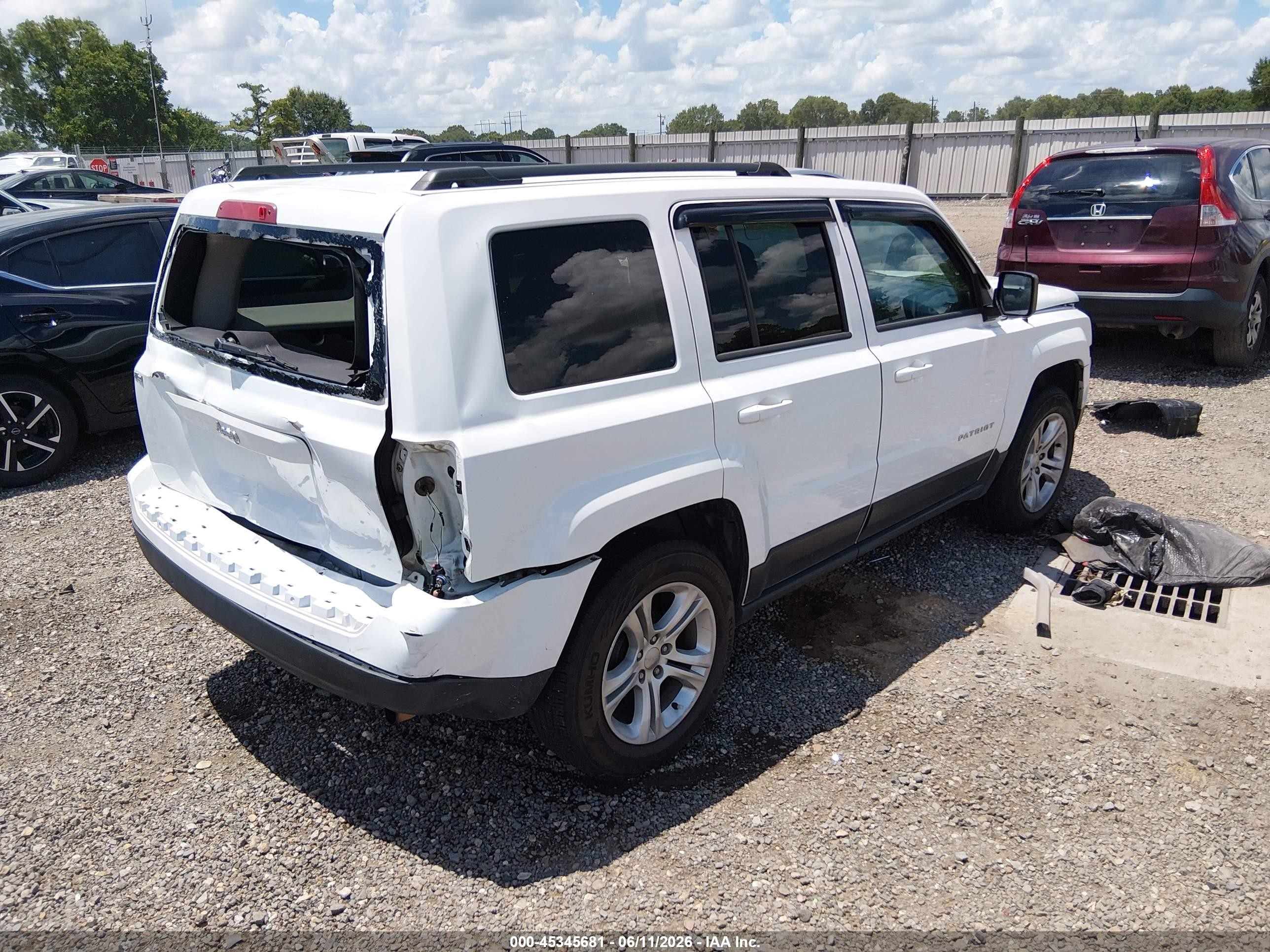 2014 Jeep Patriot Sport White vin: 1C4NJPBA7ED774778