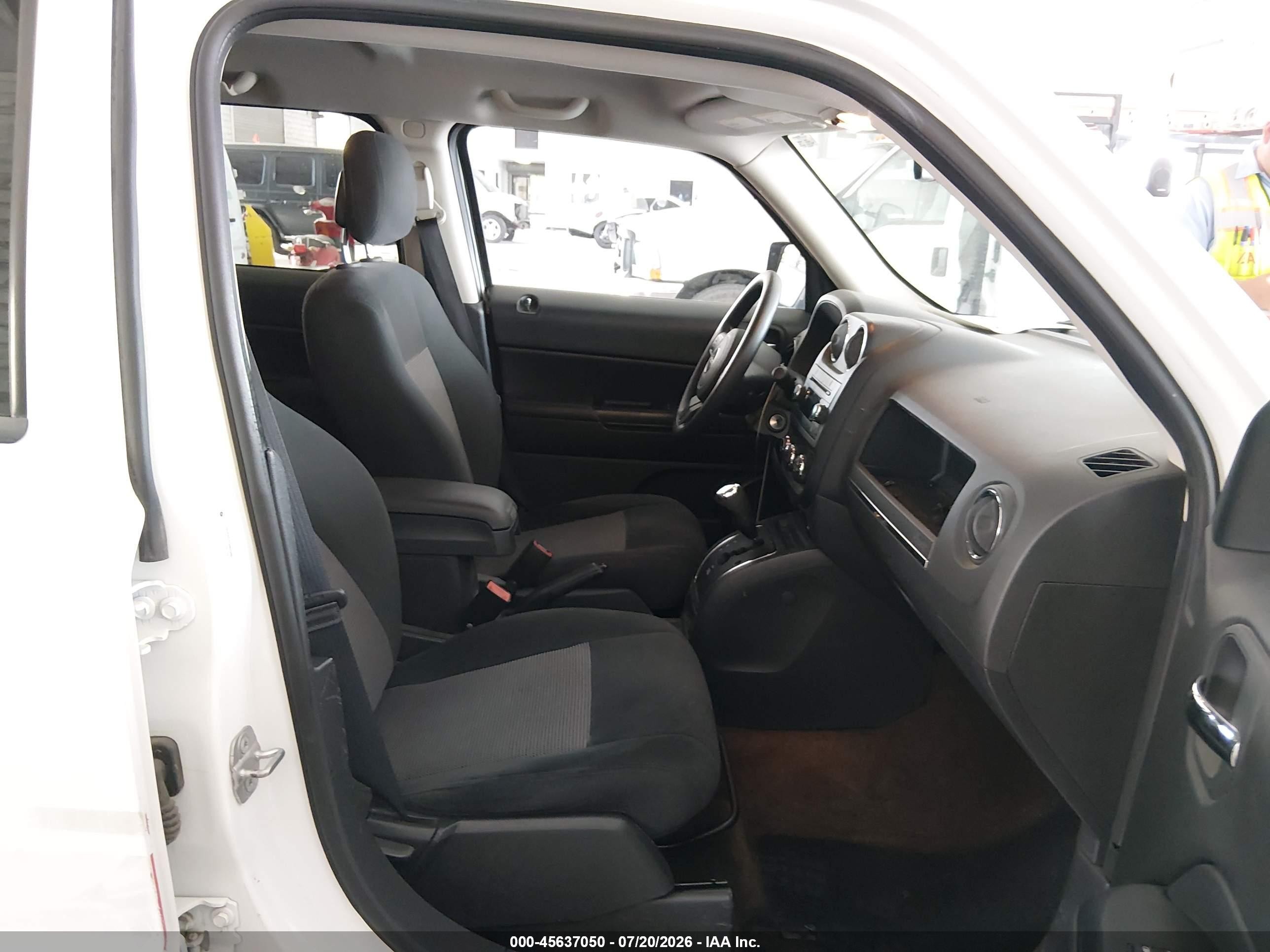 2014 Jeep Patriot Sport White vin: 1C4NJPBA7ED864349