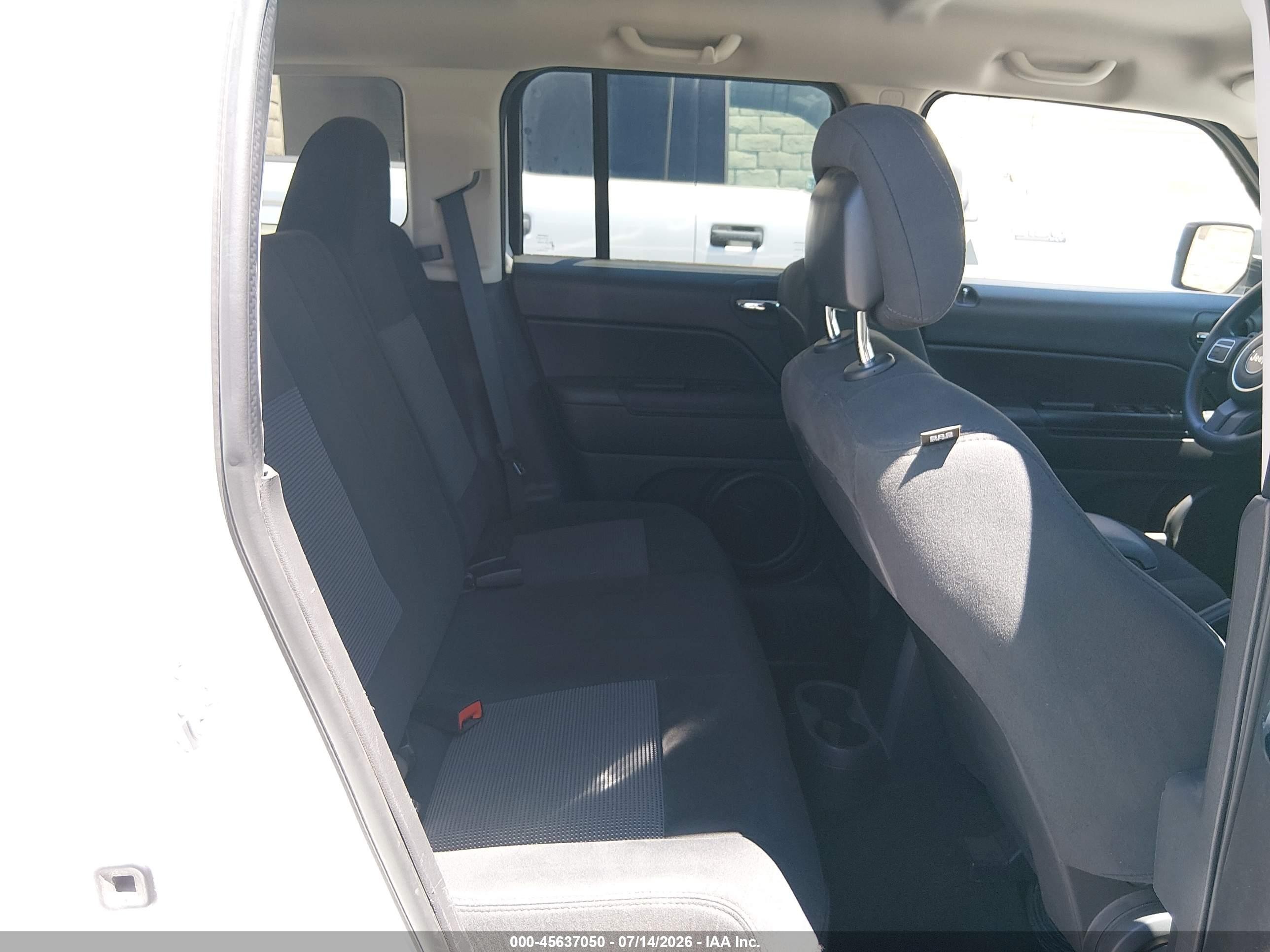 2014 Jeep Patriot Sport White vin: 1C4NJPBA7ED864349