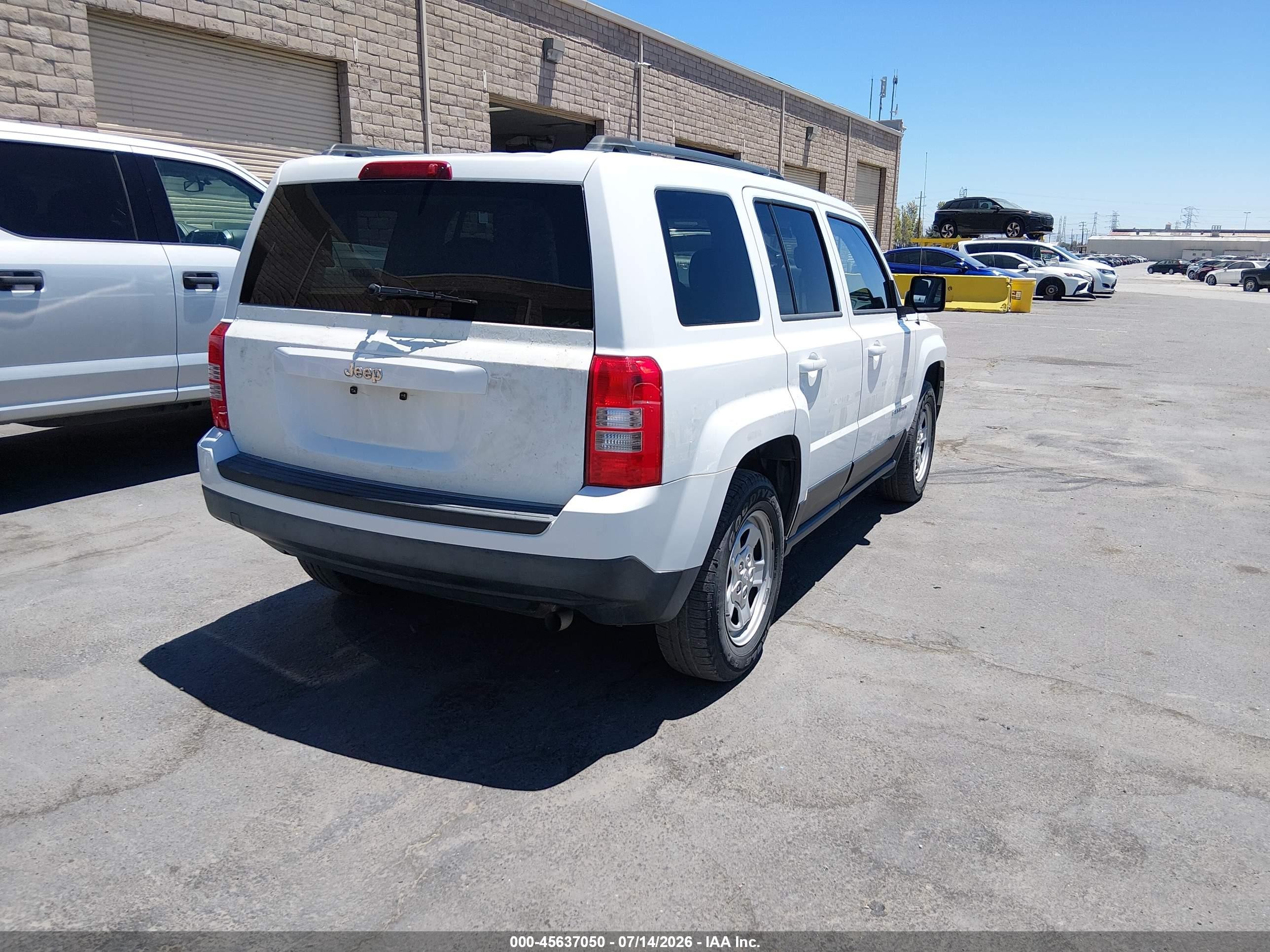 2014 Jeep Patriot Sport White vin: 1C4NJPBA7ED864349