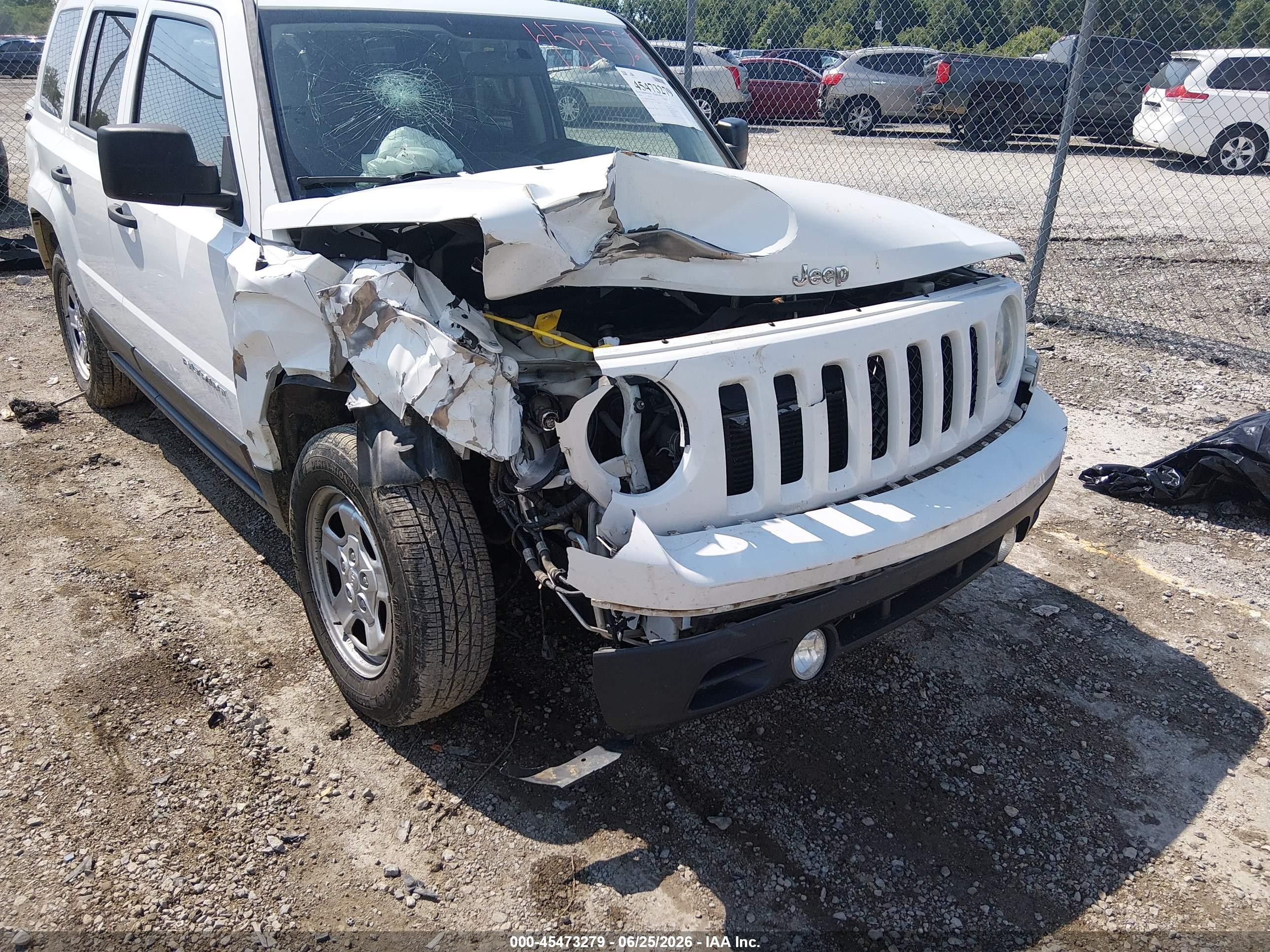 2014 Jeep Patriot Sport White vin: 1C4NJPBA7ED925280
